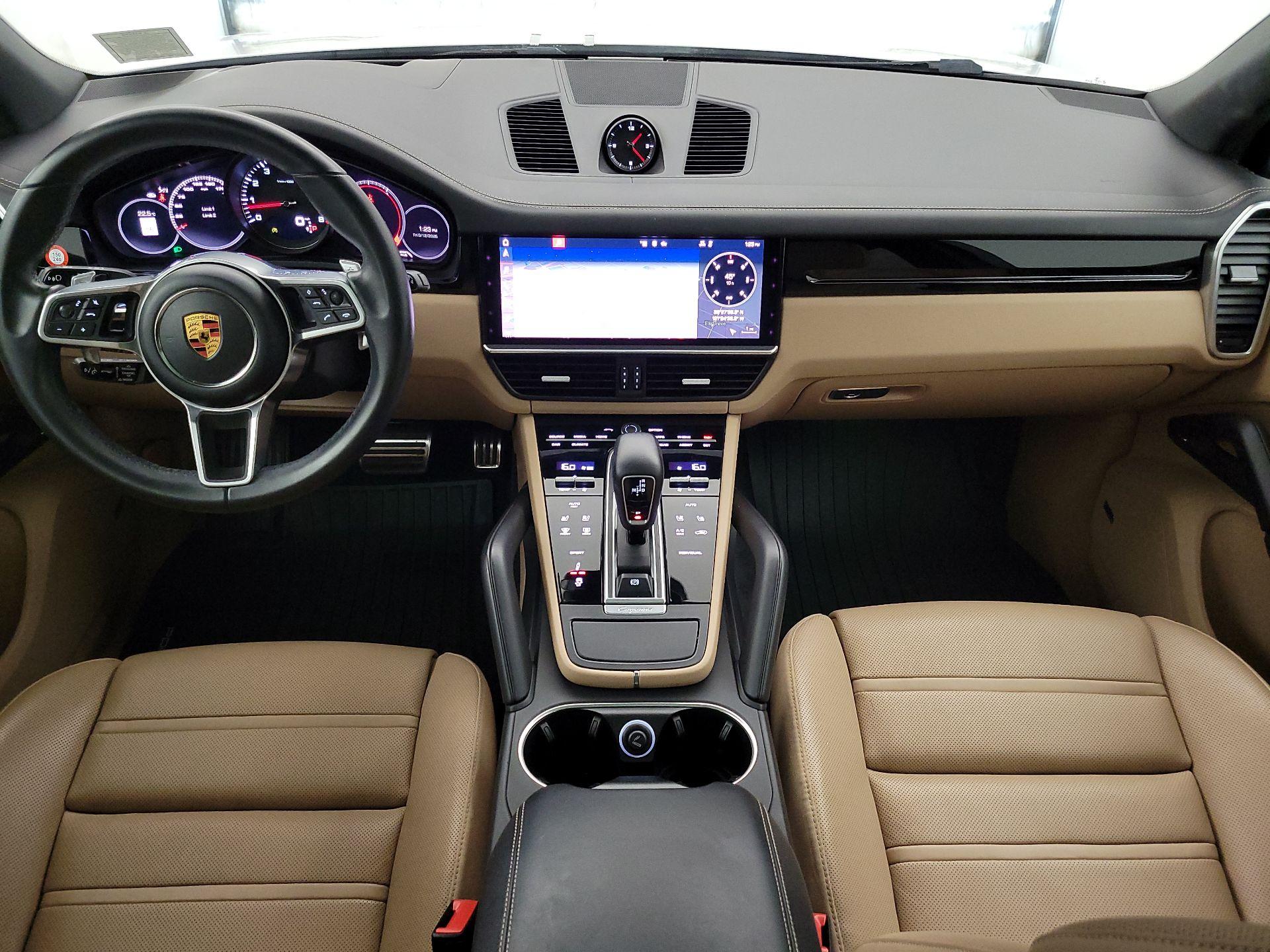 Thumbnail: 2021 Porsche Cayenne - 9