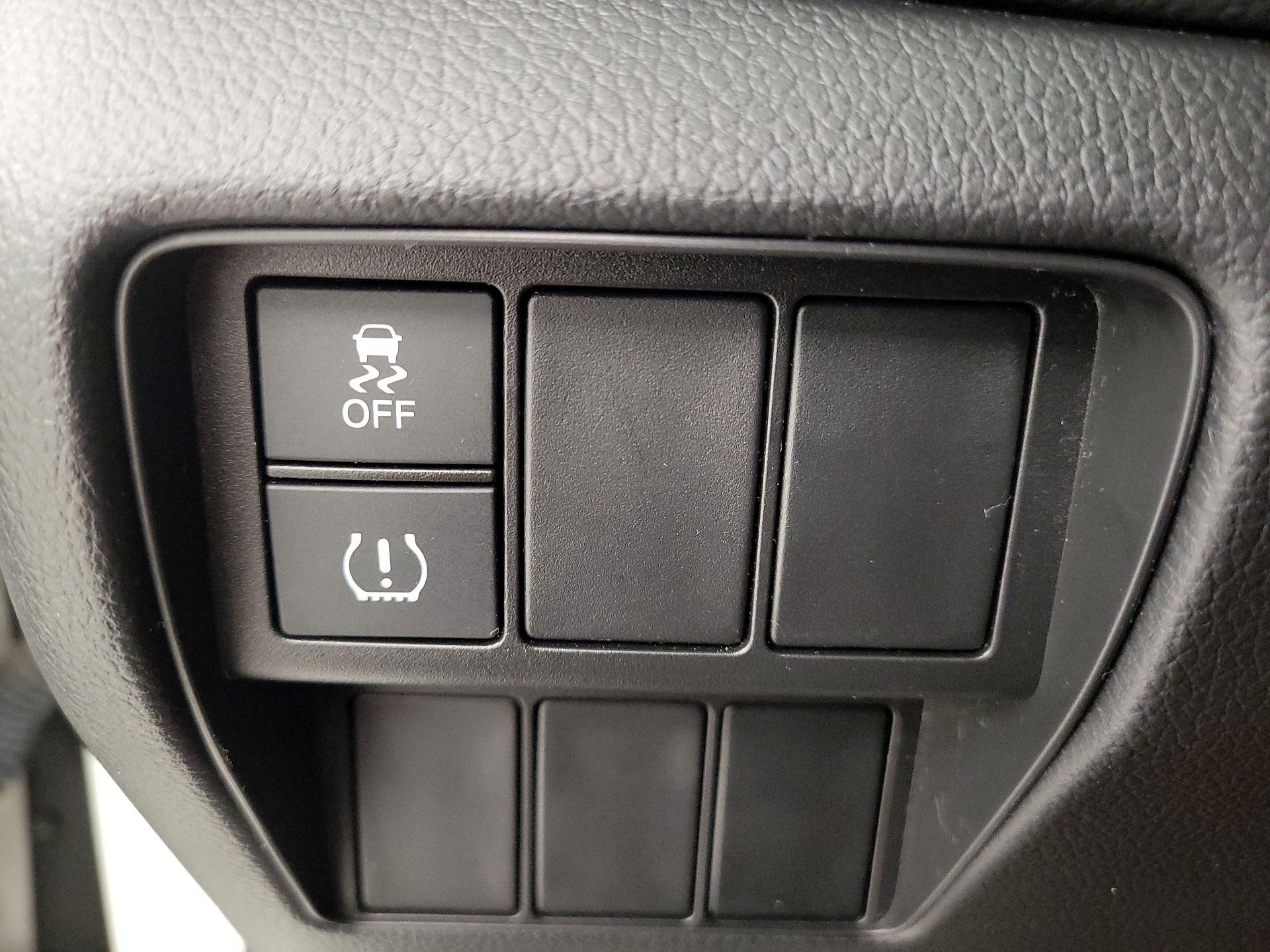 Thumbnail: 2018 Honda CR-V - 13
