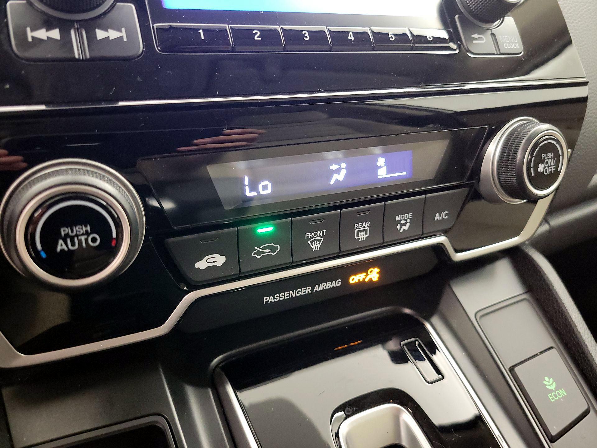 Thumbnail: 2018 Honda CR-V - 16