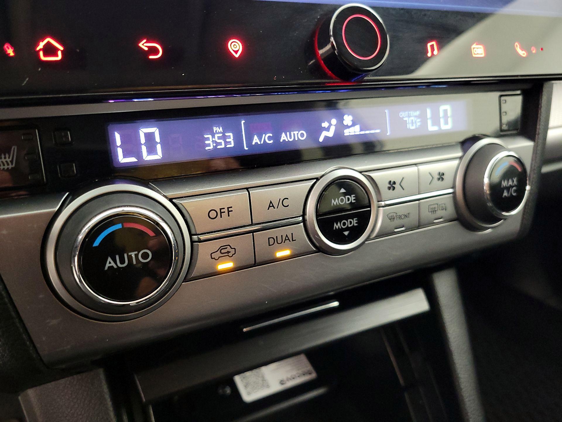 Thumbnail: 2015 Subaru Outback - 16