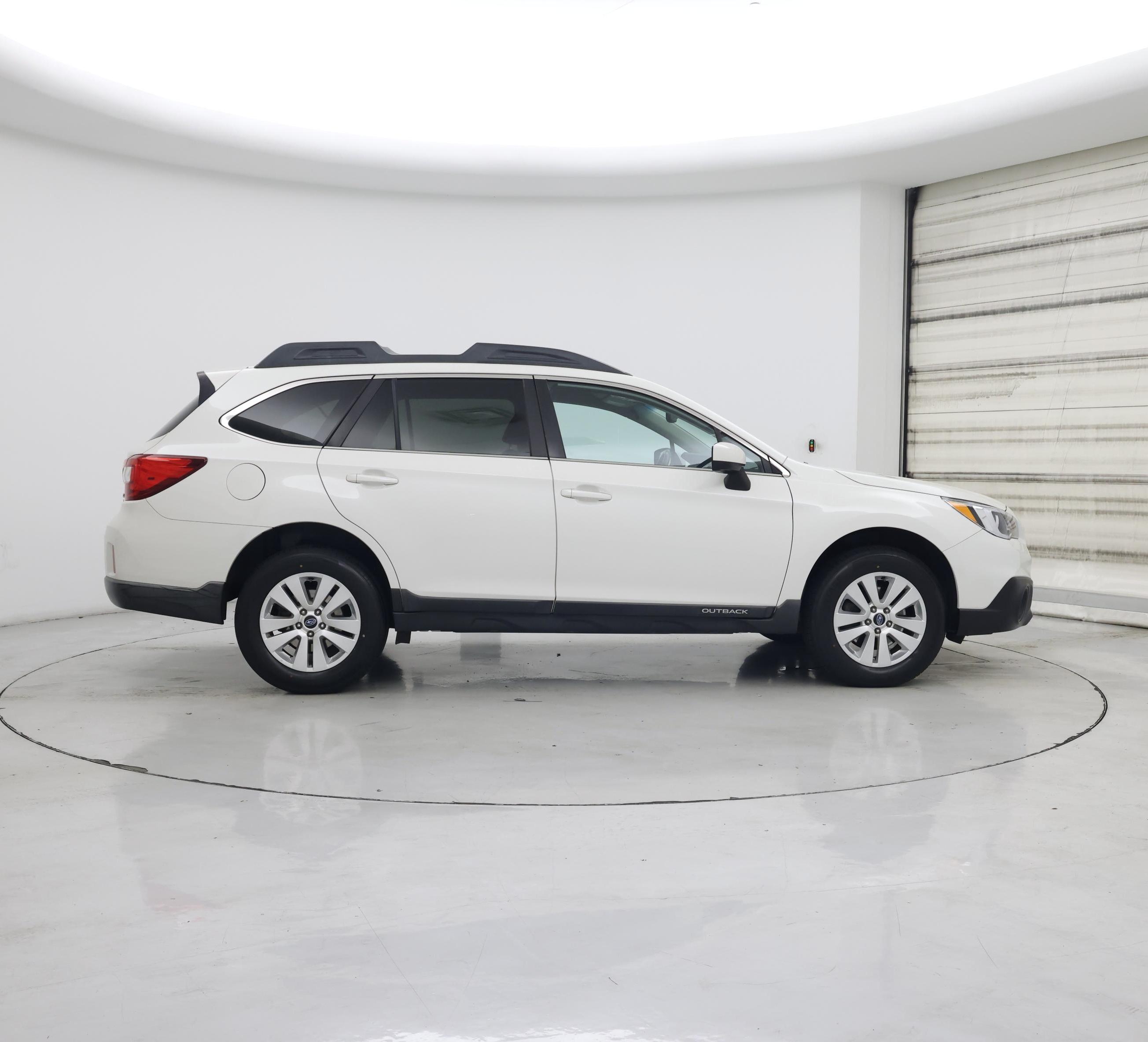 Thumbnail: 2015 Subaru Outback - 7