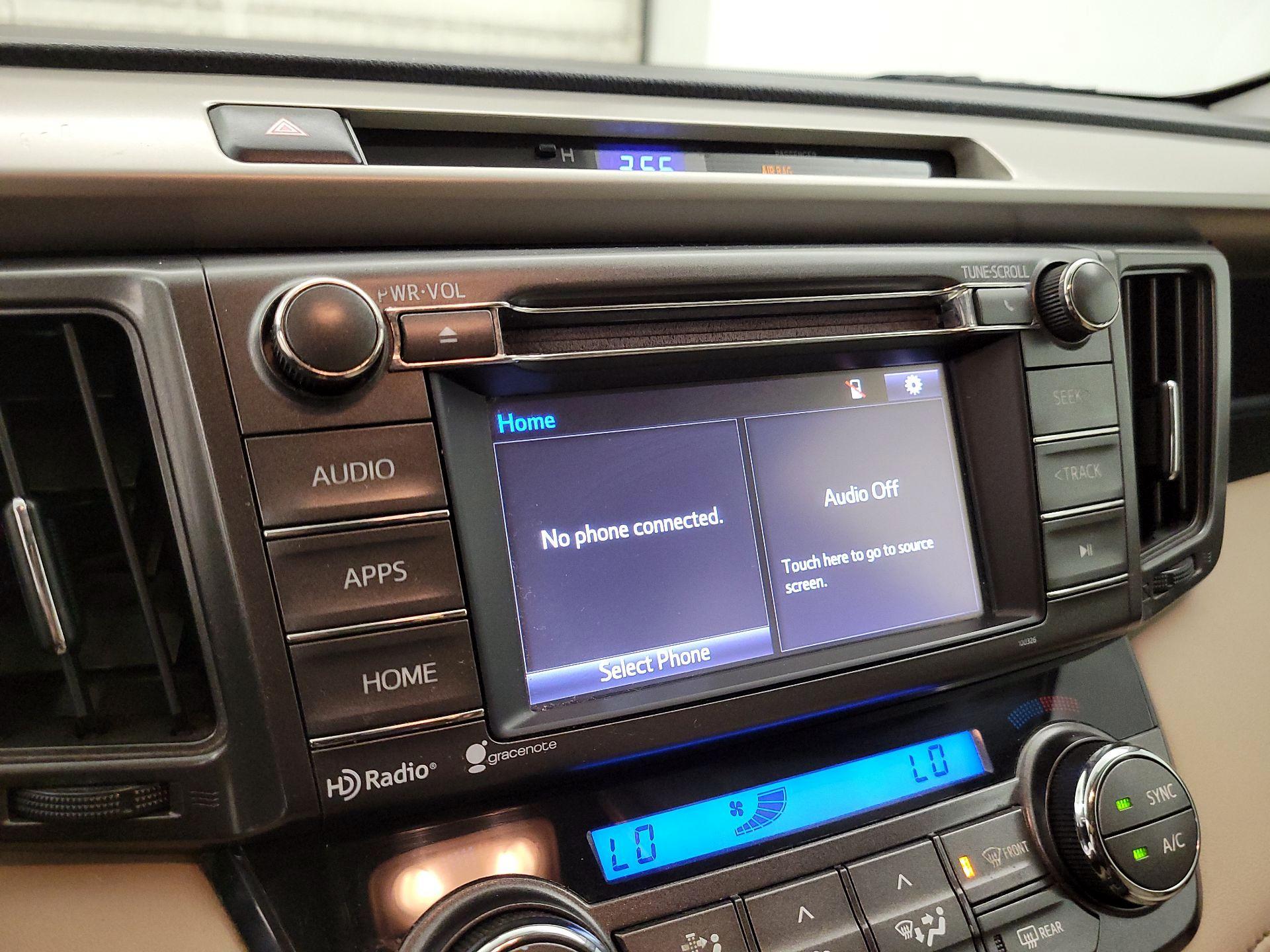 Thumbnail: 2015 Toyota RAV4 - 15