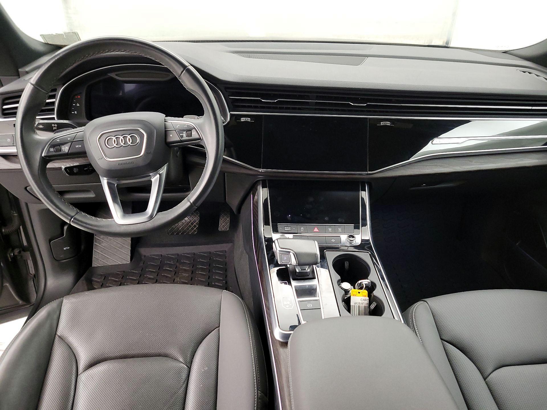 Thumbnail: 2021 Audi Q8 - 9