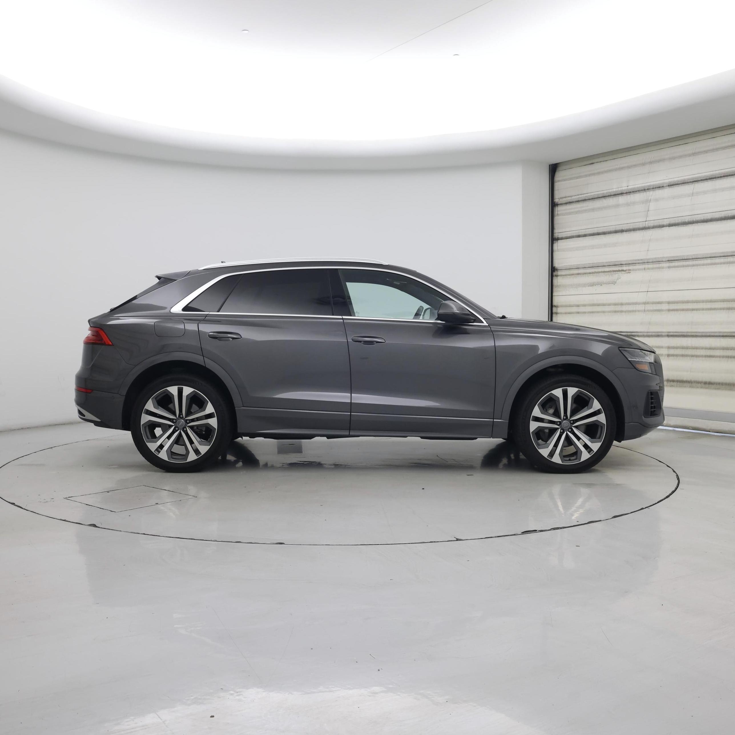 Thumbnail: 2021 Audi Q8 - 7
