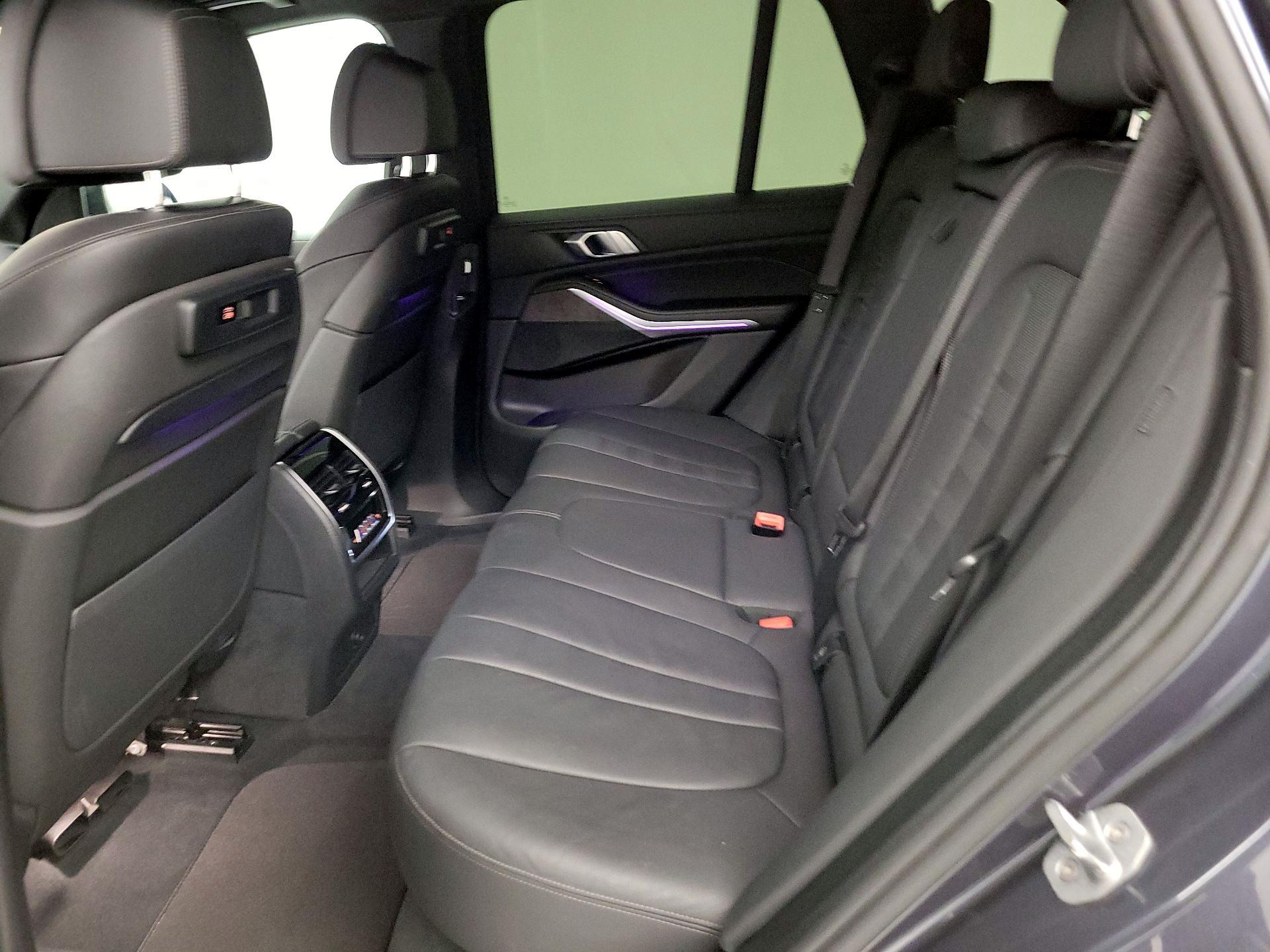 Thumbnail: 2020 BMW X5 - 20
