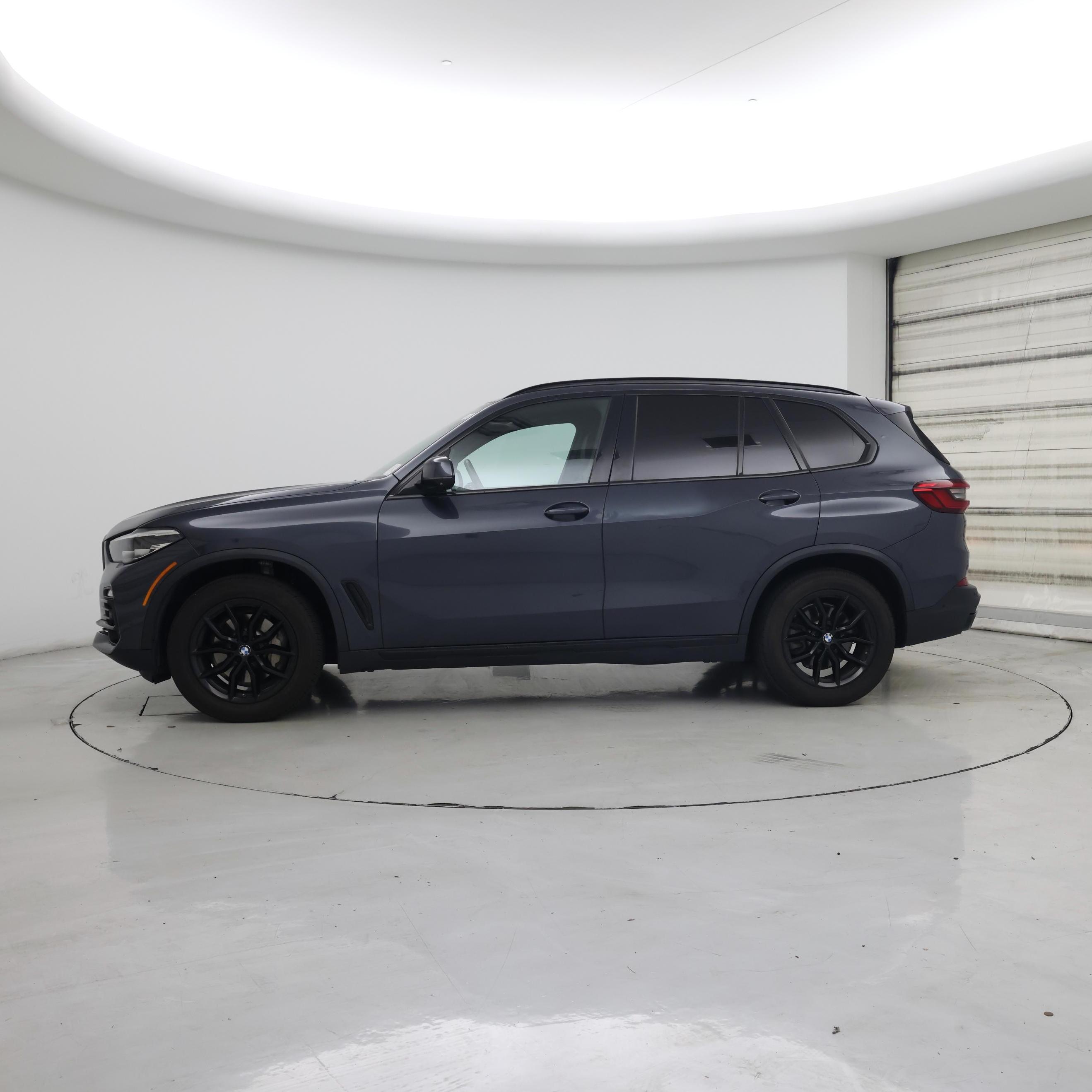 Thumbnail: 2020 BMW X5 - 3