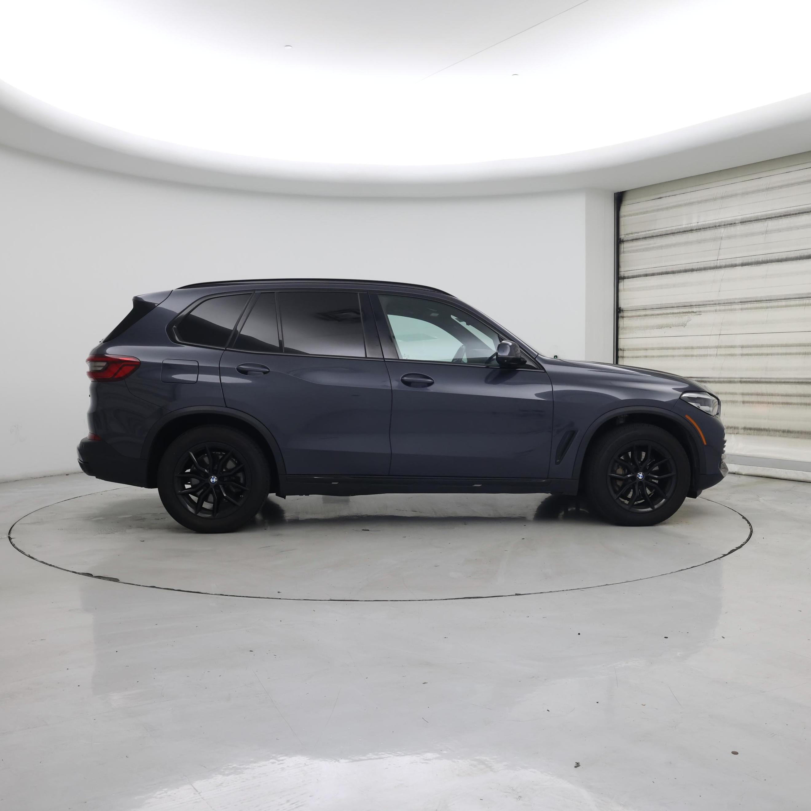 Thumbnail: 2020 BMW X5 - 7