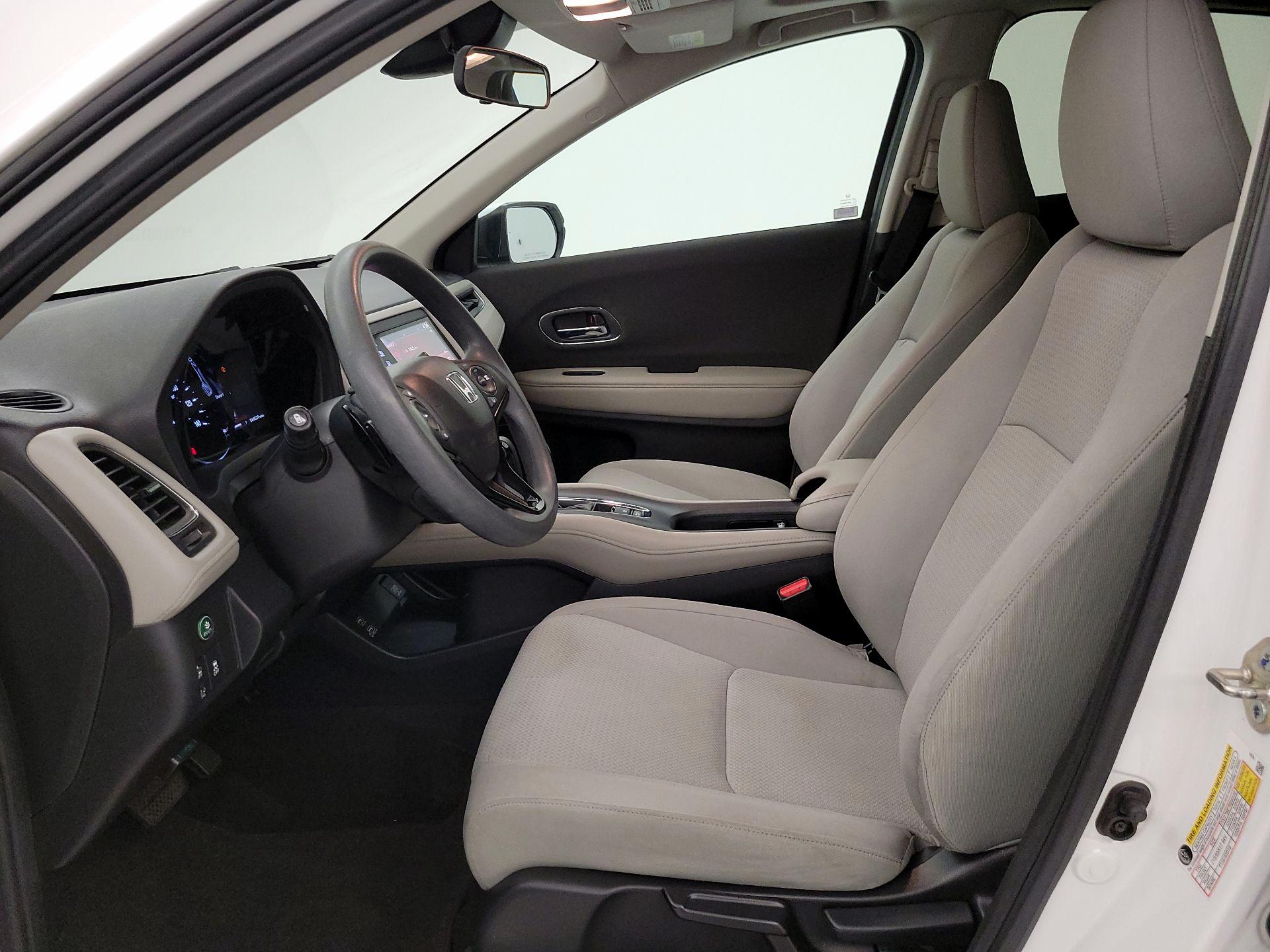 Thumbnail: 2019 Honda HR-V - 11