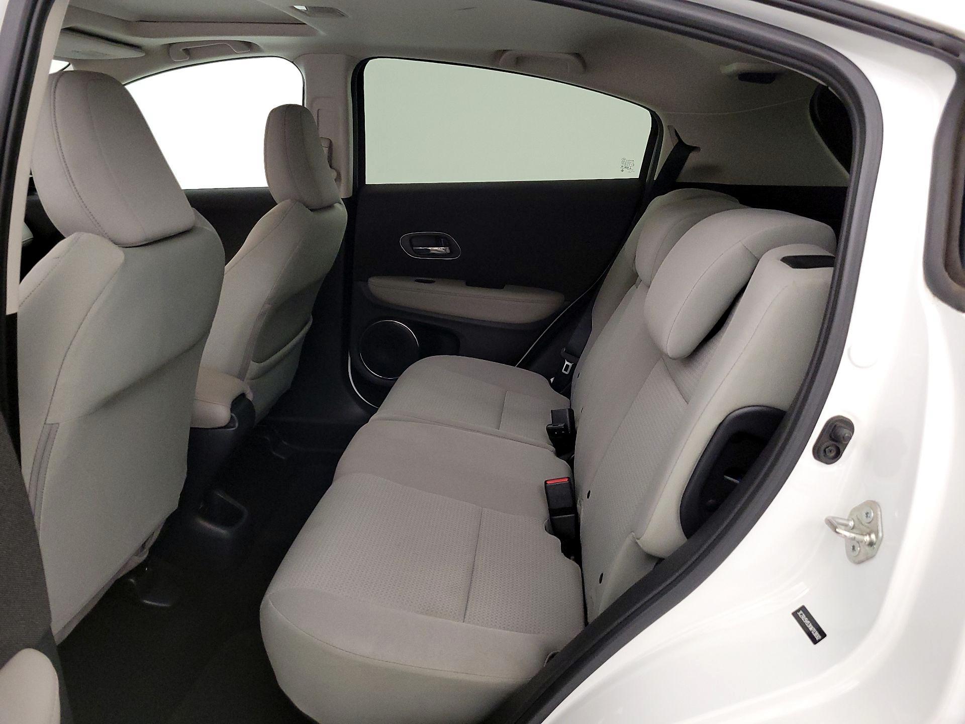 Thumbnail: 2019 Honda HR-V - 19