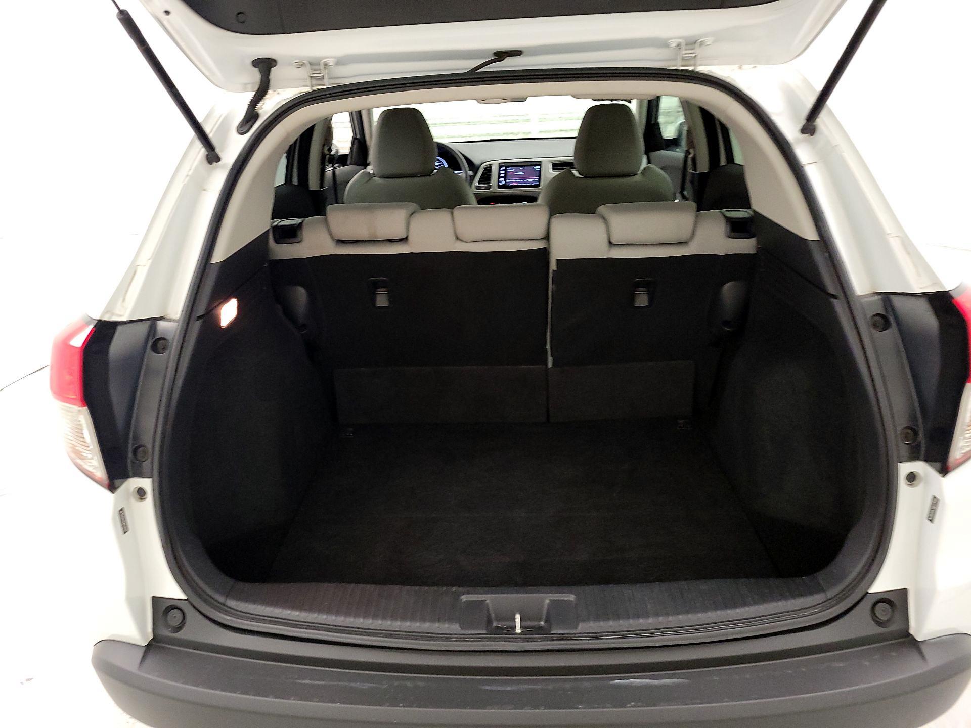 Thumbnail: 2019 Honda HR-V - 20