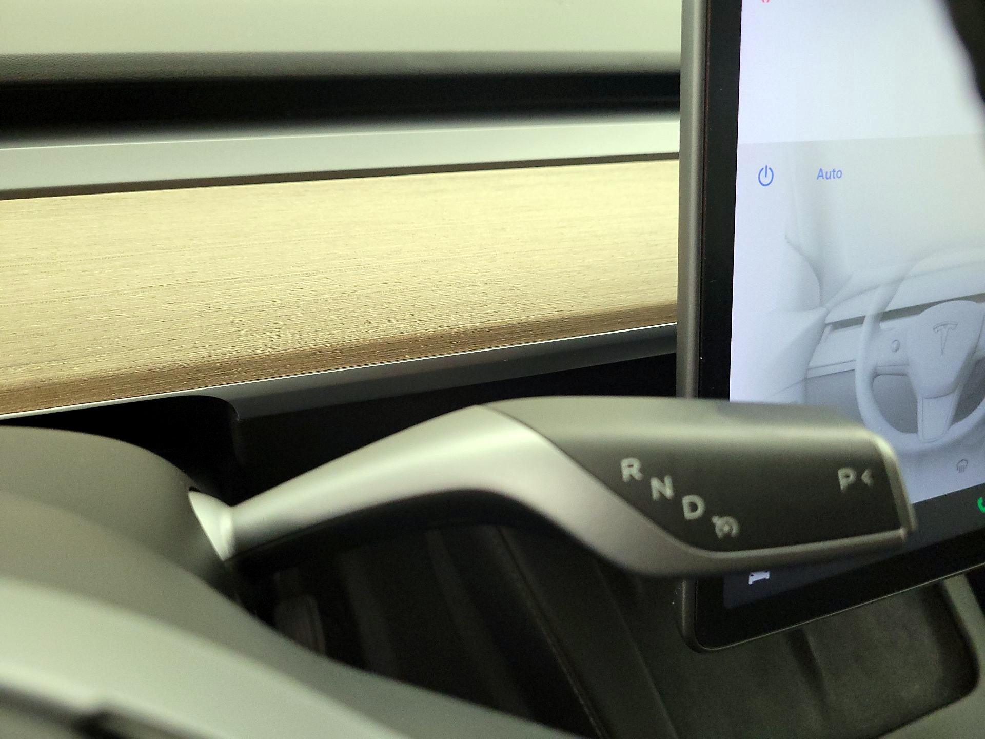 Thumbnail: 2022 Tesla Model Y - 16
