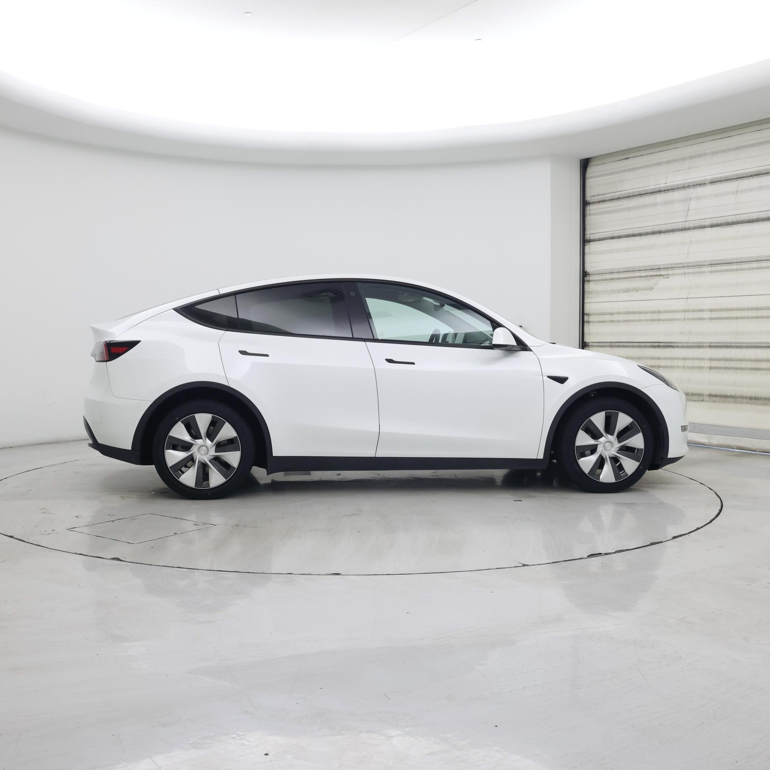 Thumbnail: 2022 Tesla Model Y - 7