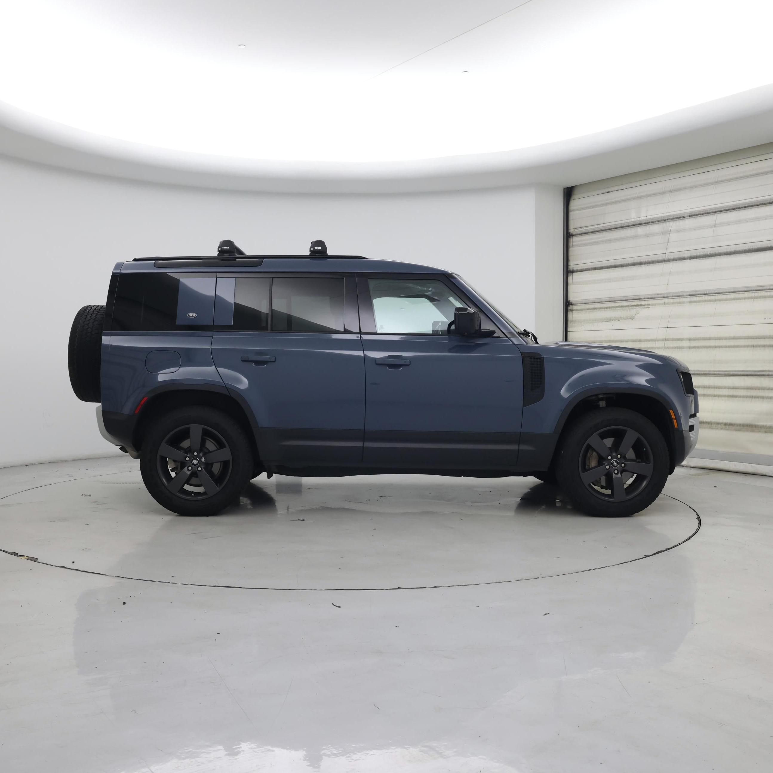 Thumbnail: 2020 Land Rover Defender - 7