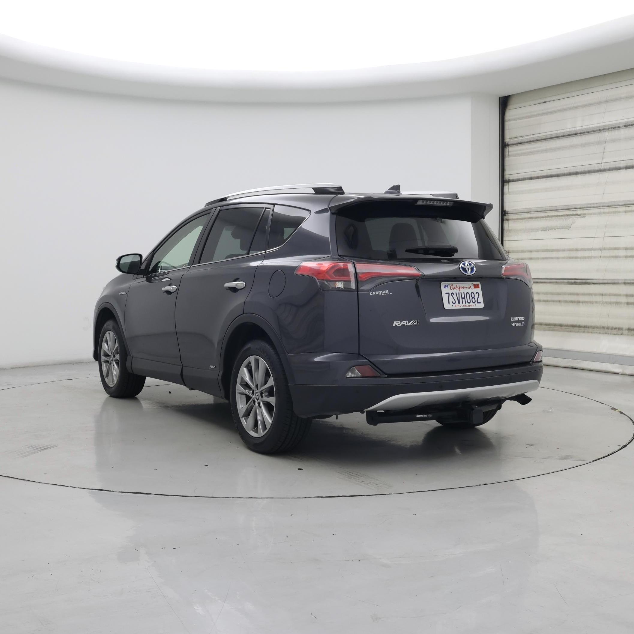 Thumbnail: 2016 Toyota RAV4 - 2