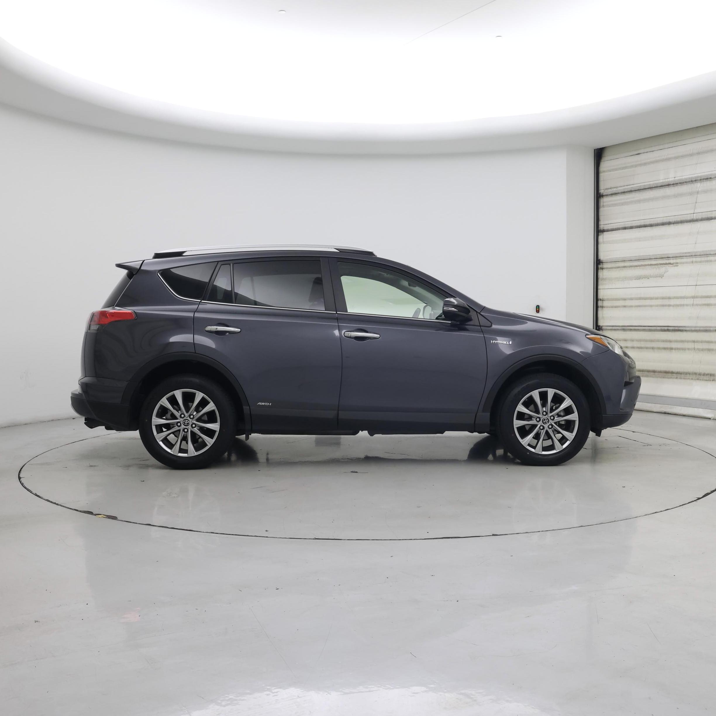 Thumbnail: 2016 Toyota RAV4 - 7