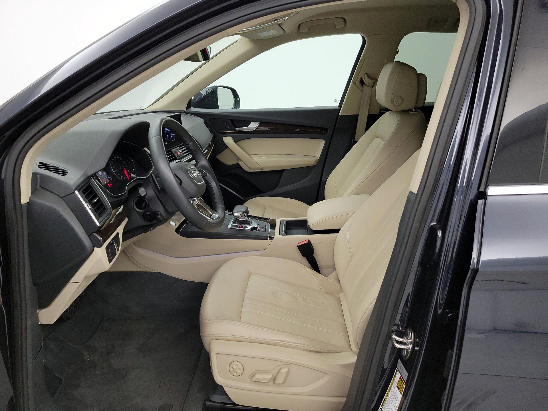 Thumbnail: 2019 Audi Q5 - 11