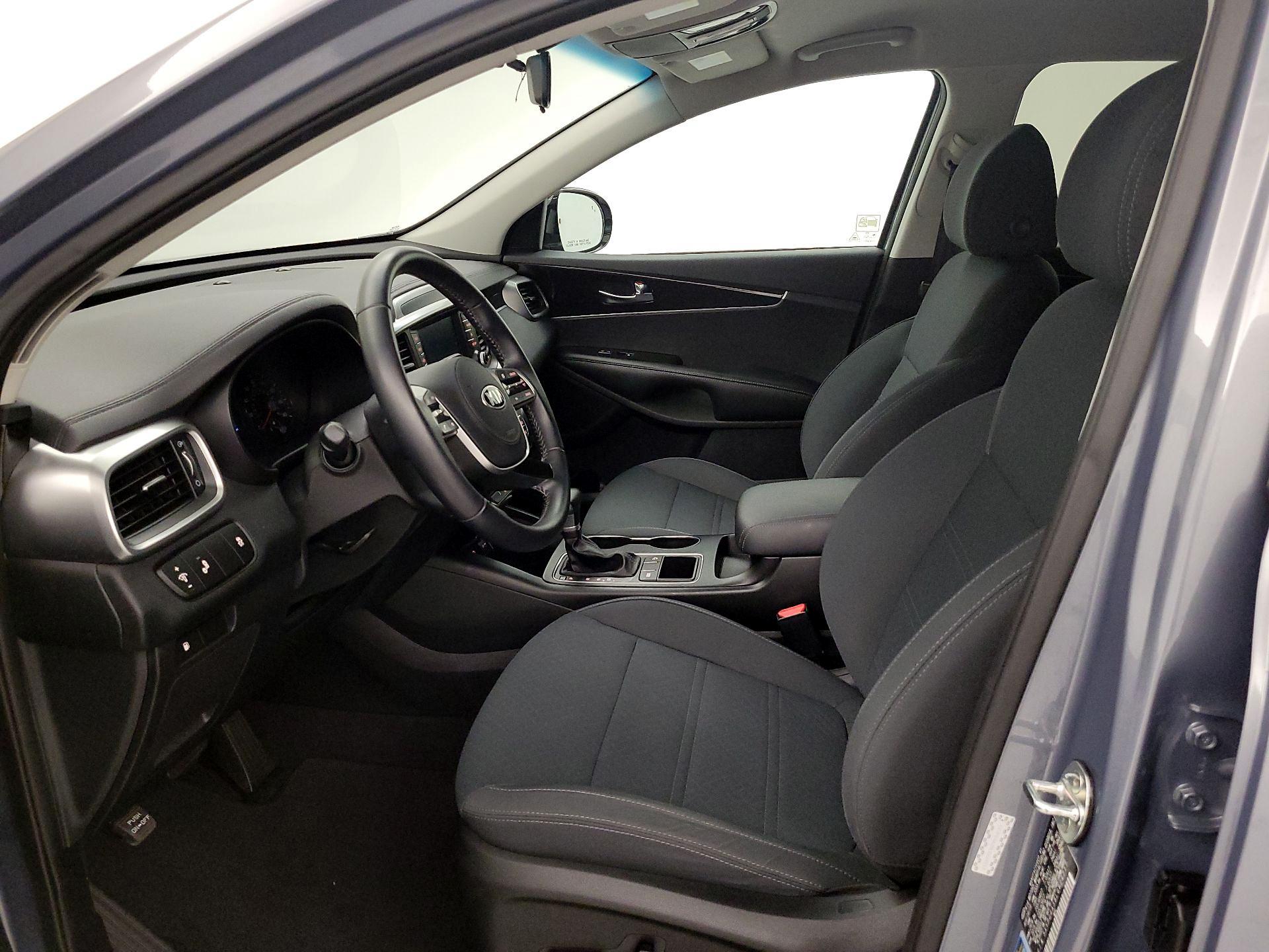 Thumbnail: 2020 Kia Sorento - 11
