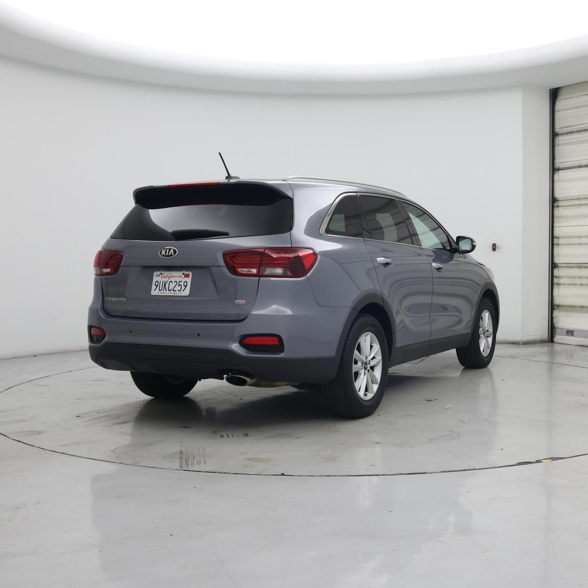 Thumbnail: 2020 Kia Sorento - 8