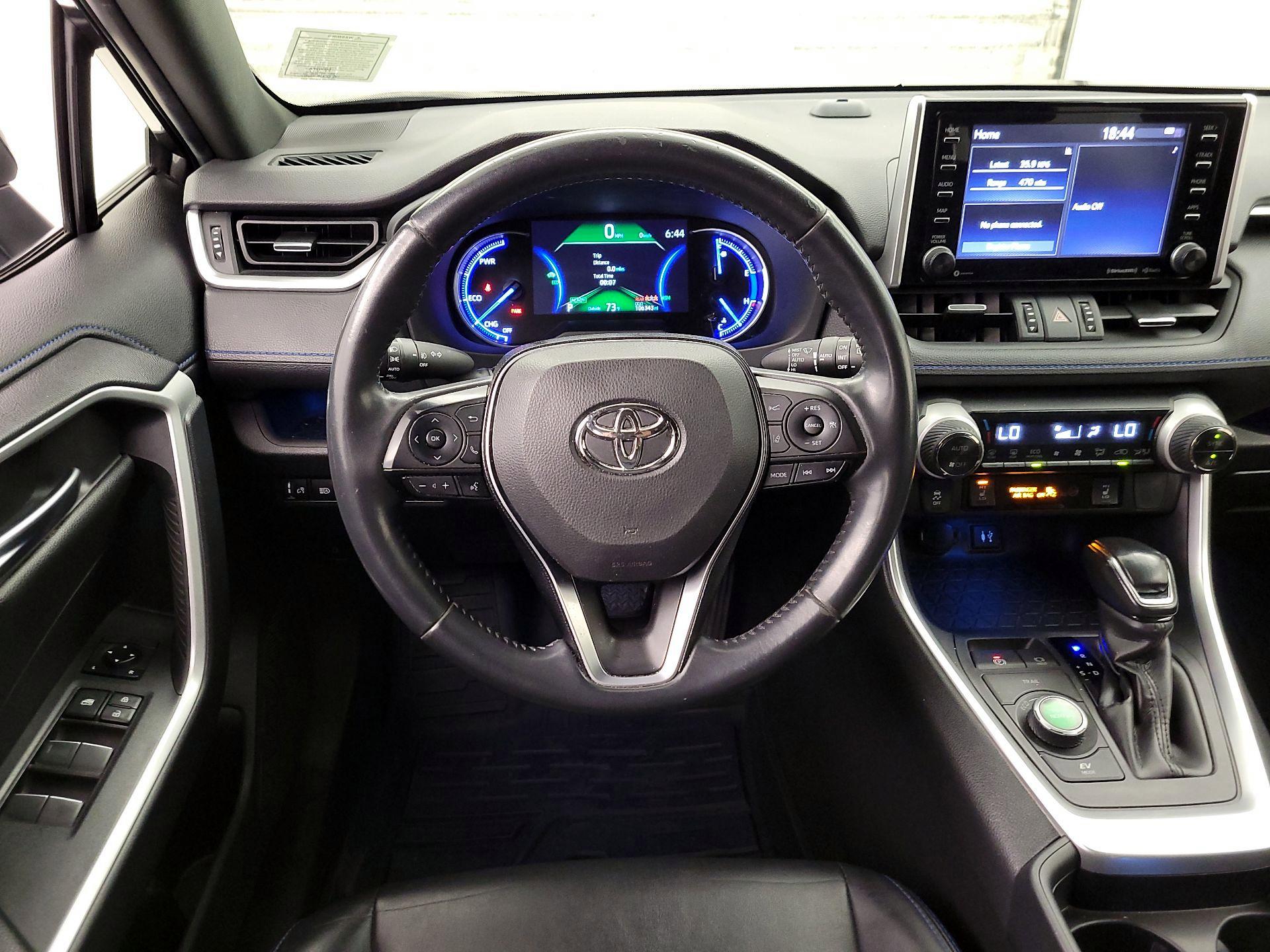 Thumbnail: 2019 Toyota RAV4 - 10