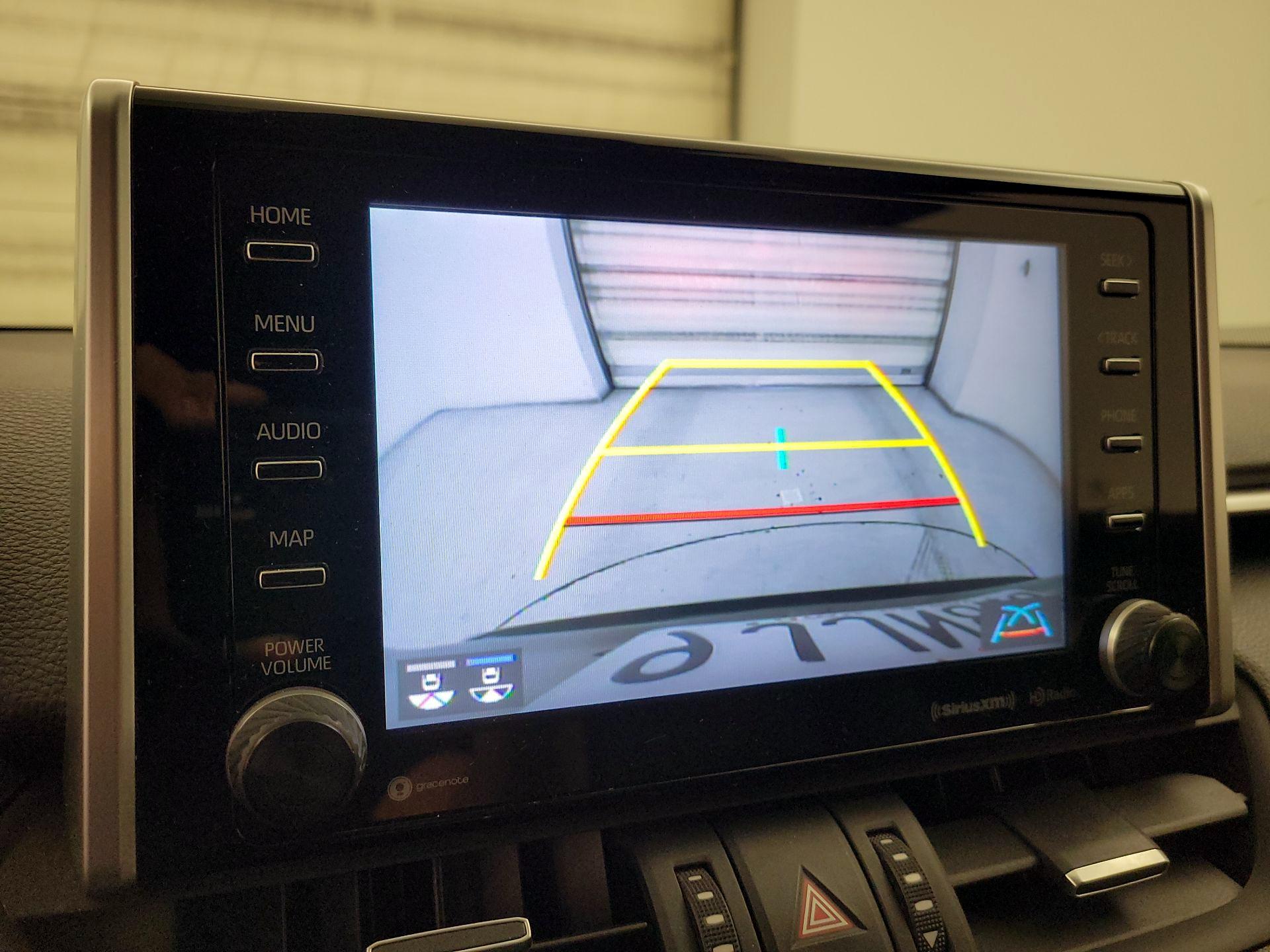 Thumbnail: 2019 Toyota RAV4 - 14