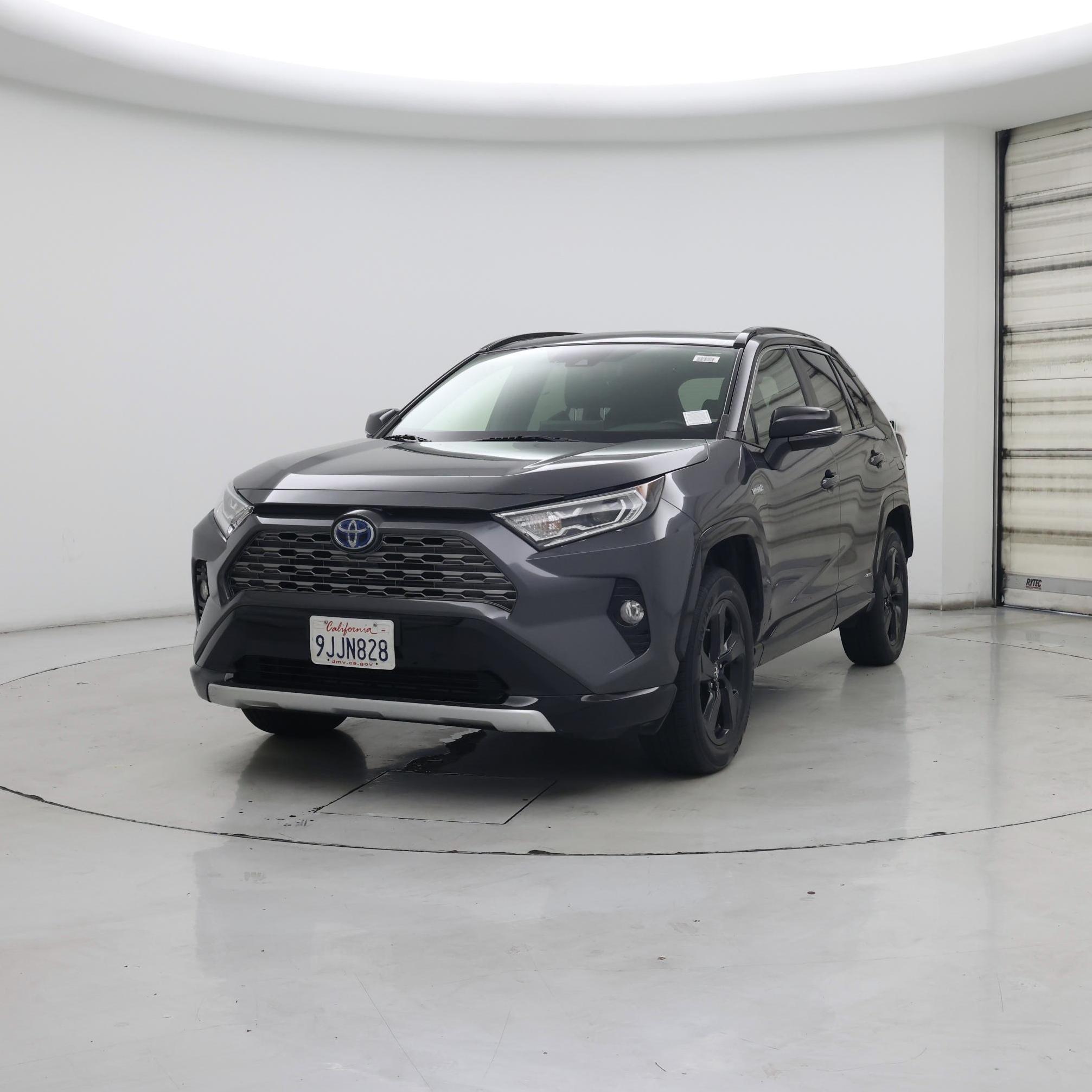 Thumbnail: 2019 Toyota RAV4 - 4