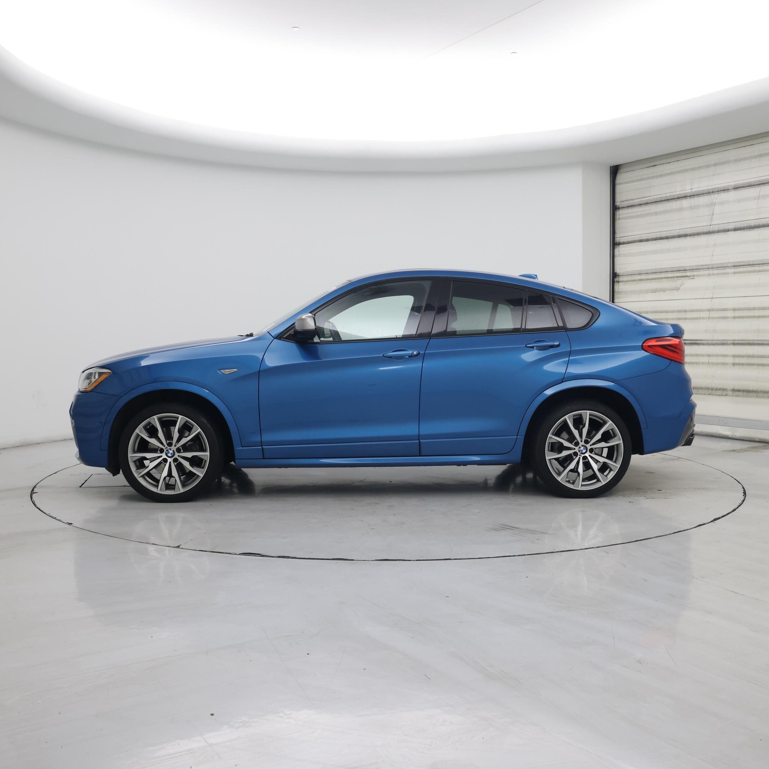 Thumbnail: 2017 BMW X4 - 3