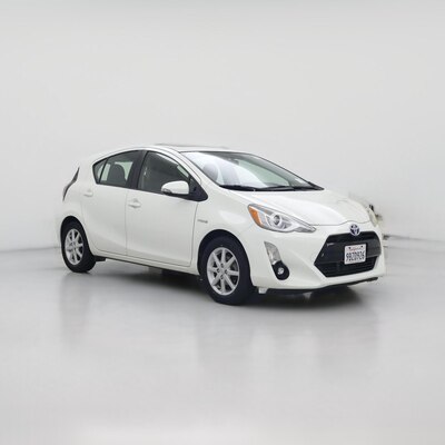 White 2015 Toyota Prius c Four