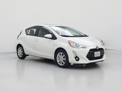 White 2015 Toyota Prius c Four