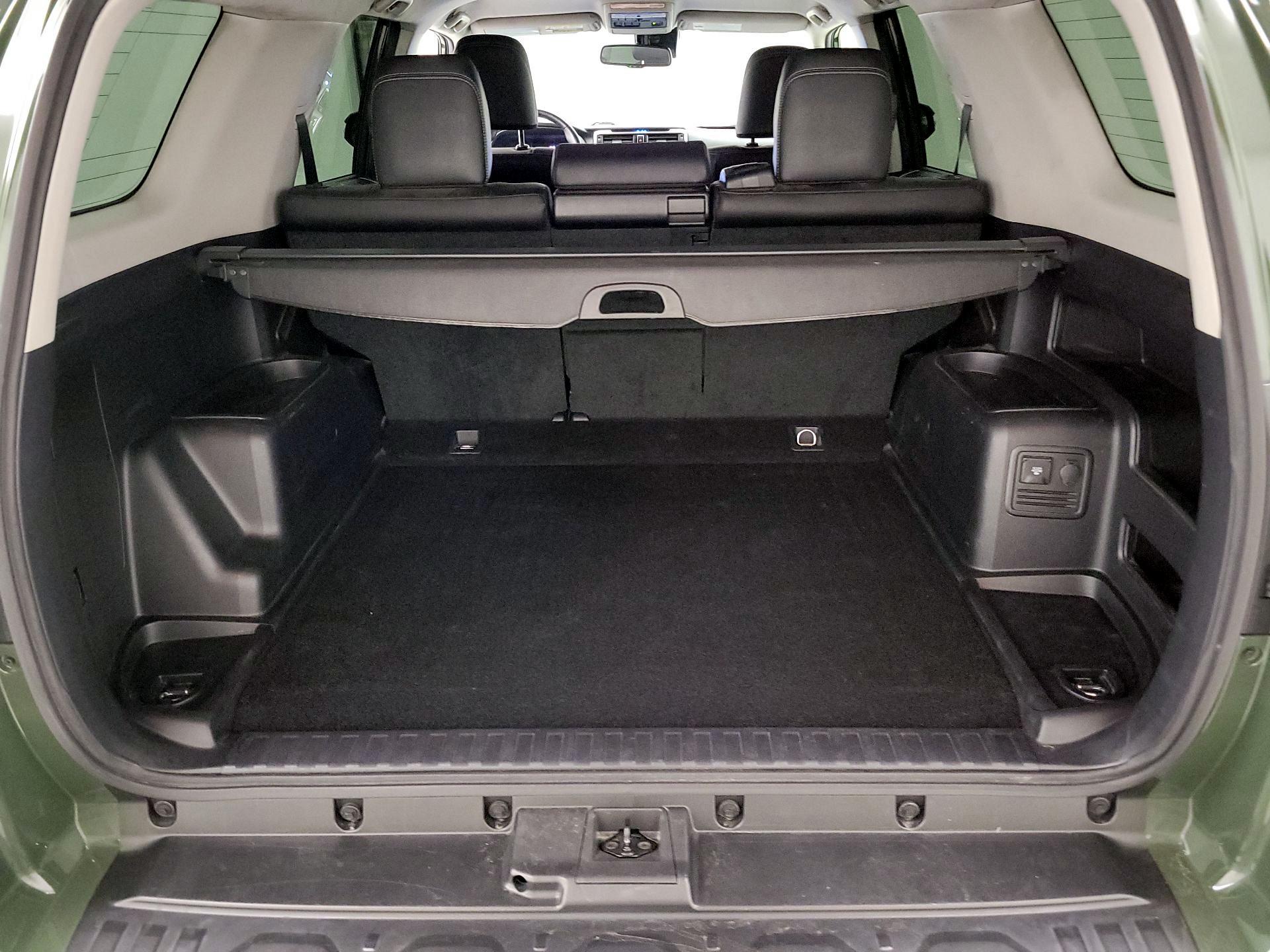 Thumbnail: 2022 Toyota 4Runner - 20