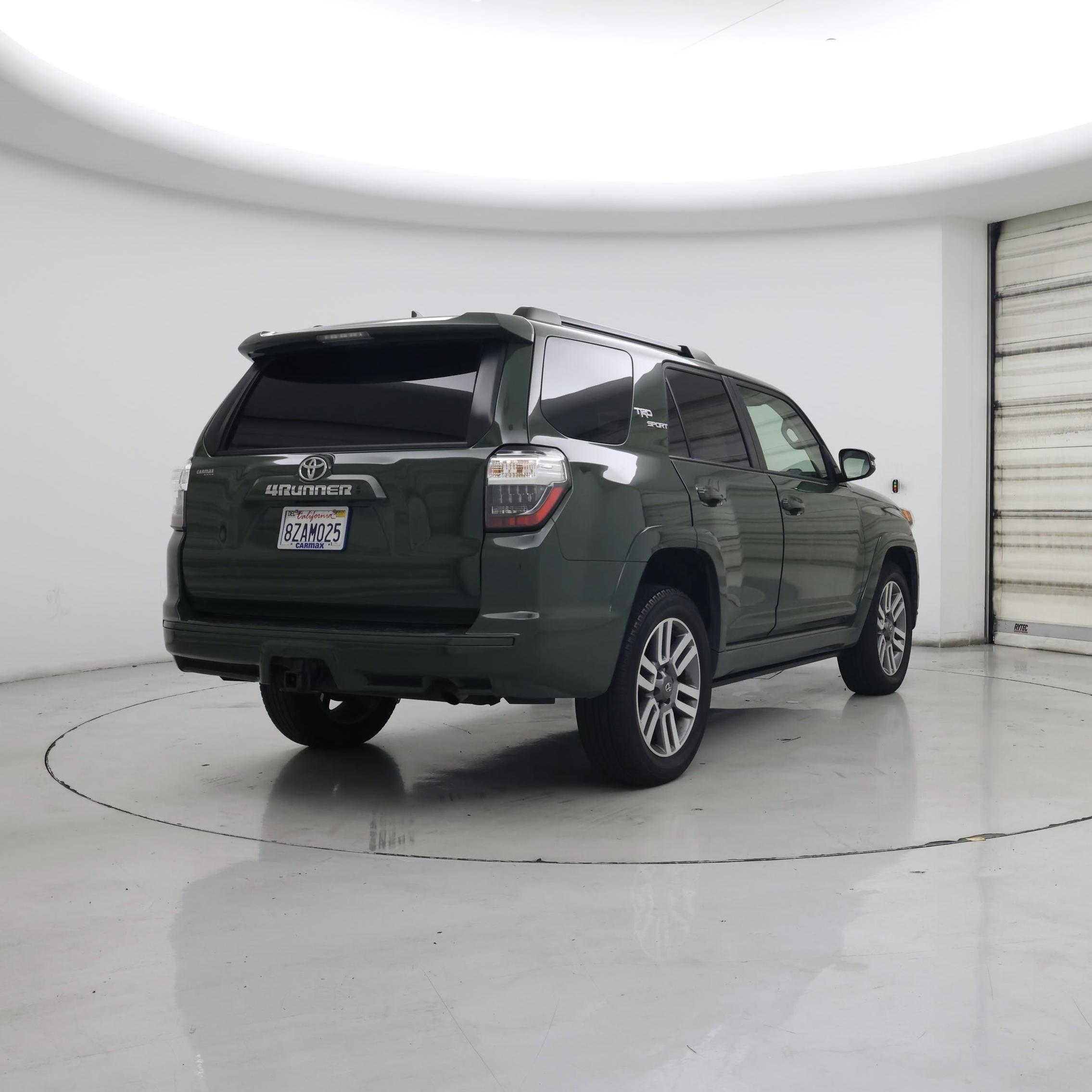 Thumbnail: 2022 Toyota 4Runner - 8