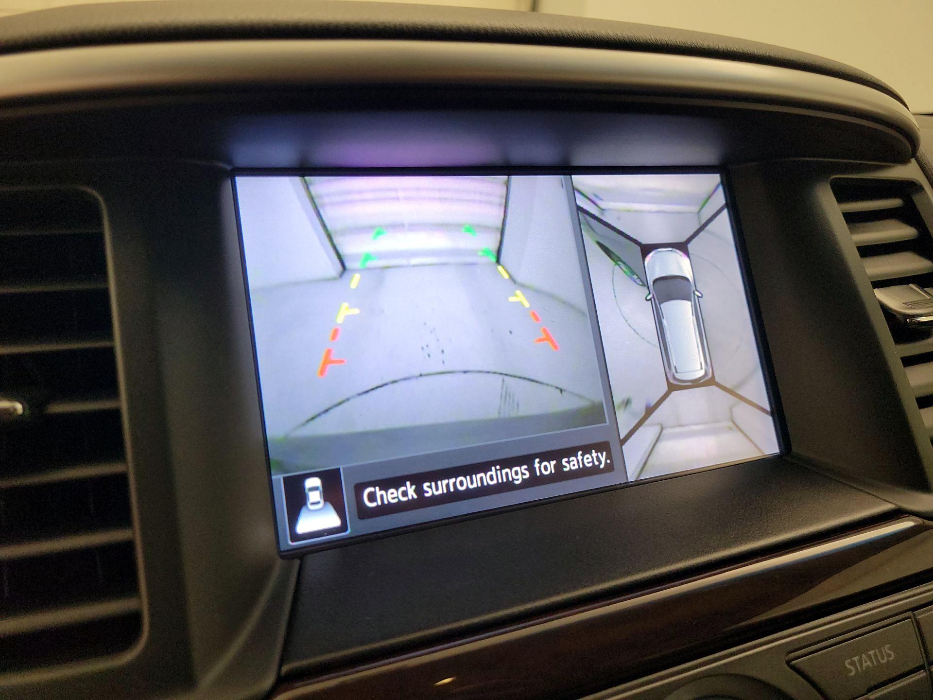 Thumbnail: 2015 Nissan Pathfinder - 14