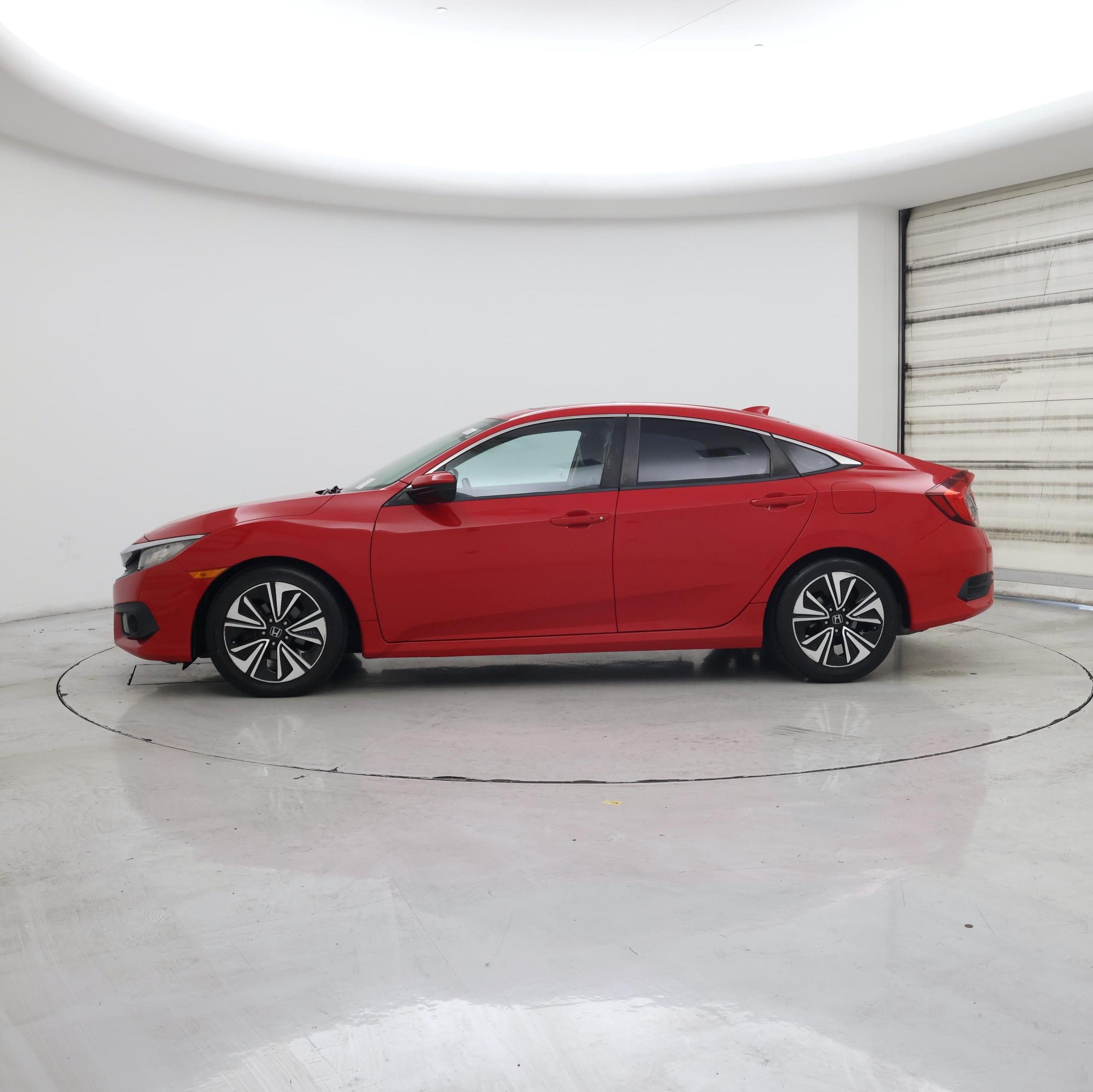 Thumbnail: 2016 Honda Civic - 3