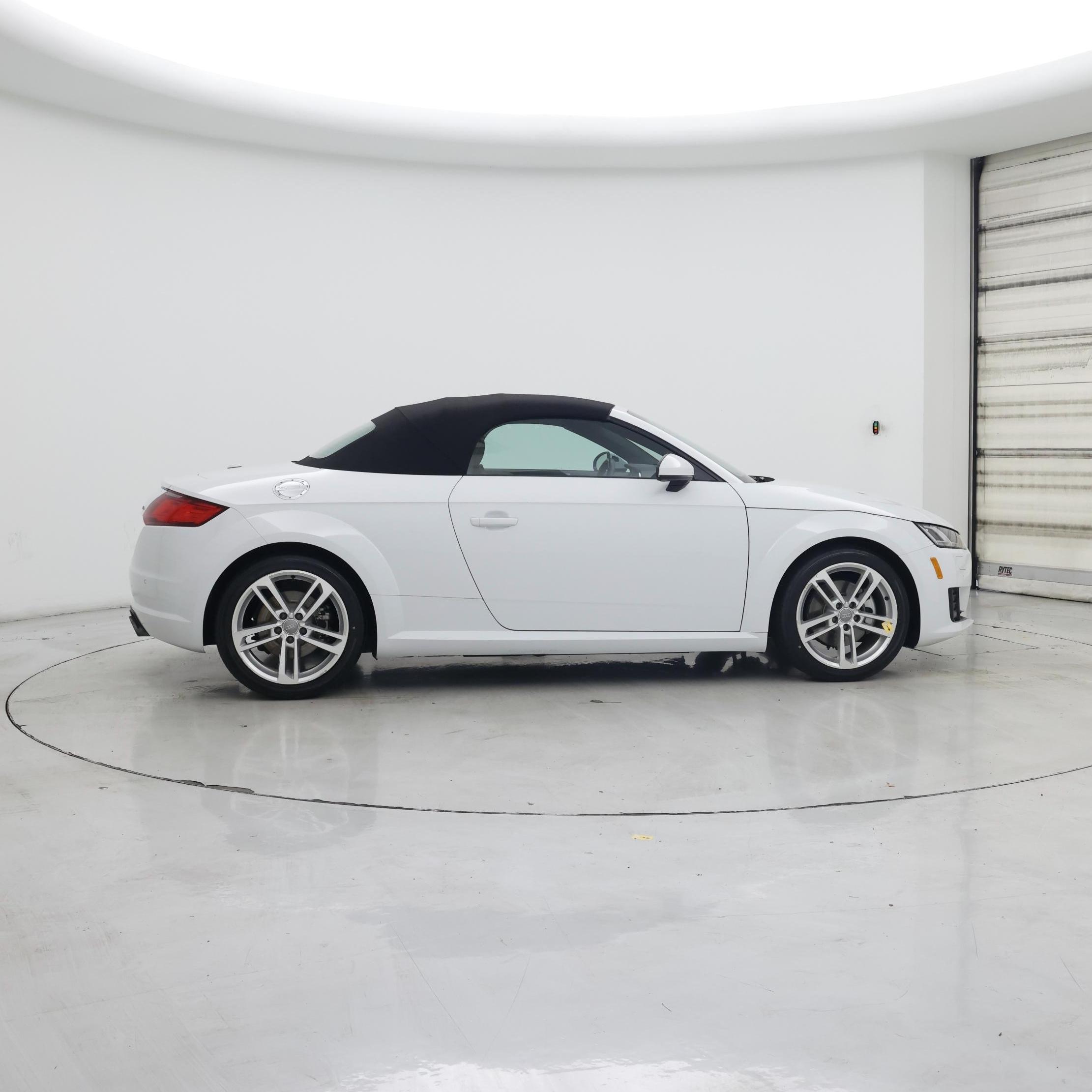 Thumbnail: 2017 Audi TT - 7