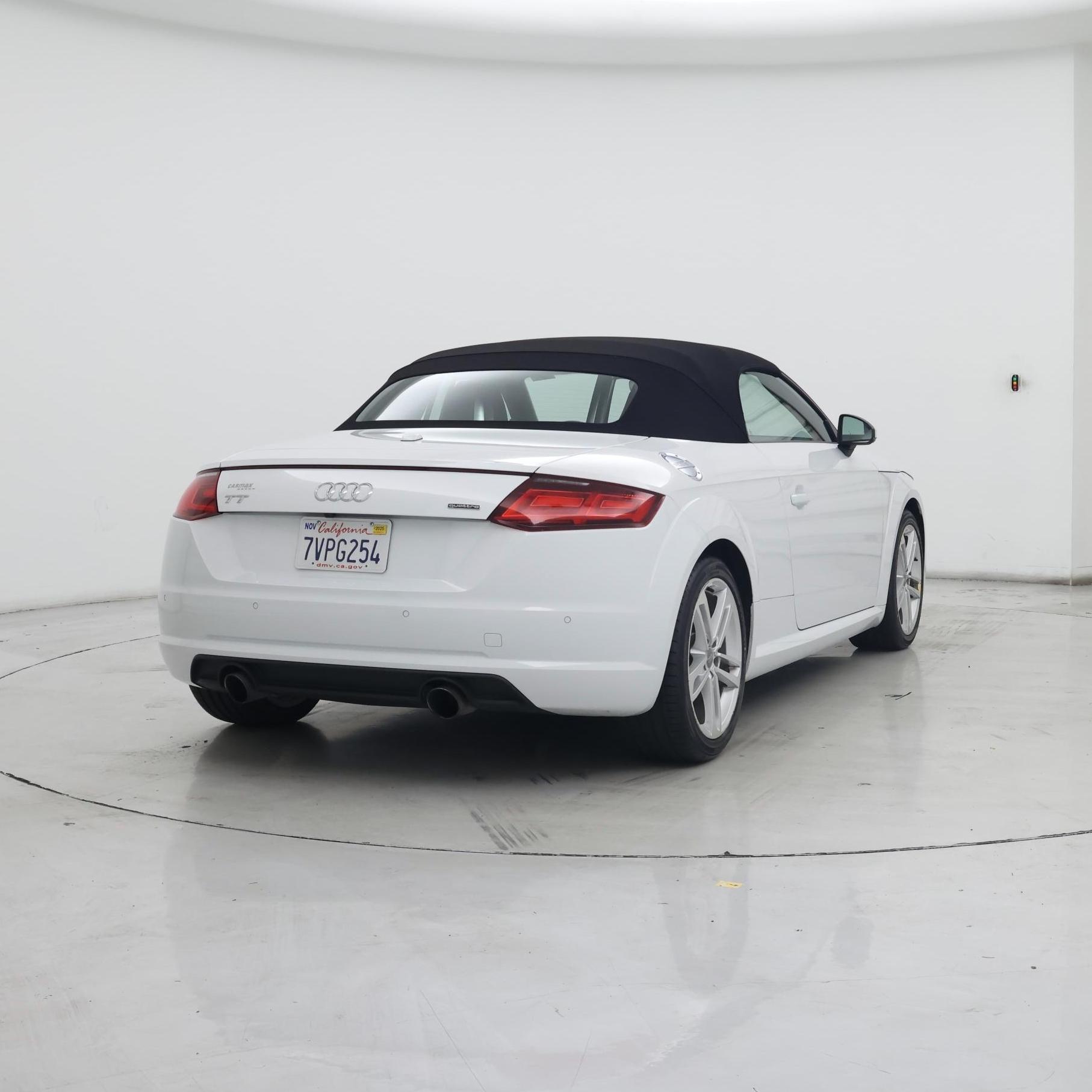 Thumbnail: 2017 Audi TT - 8