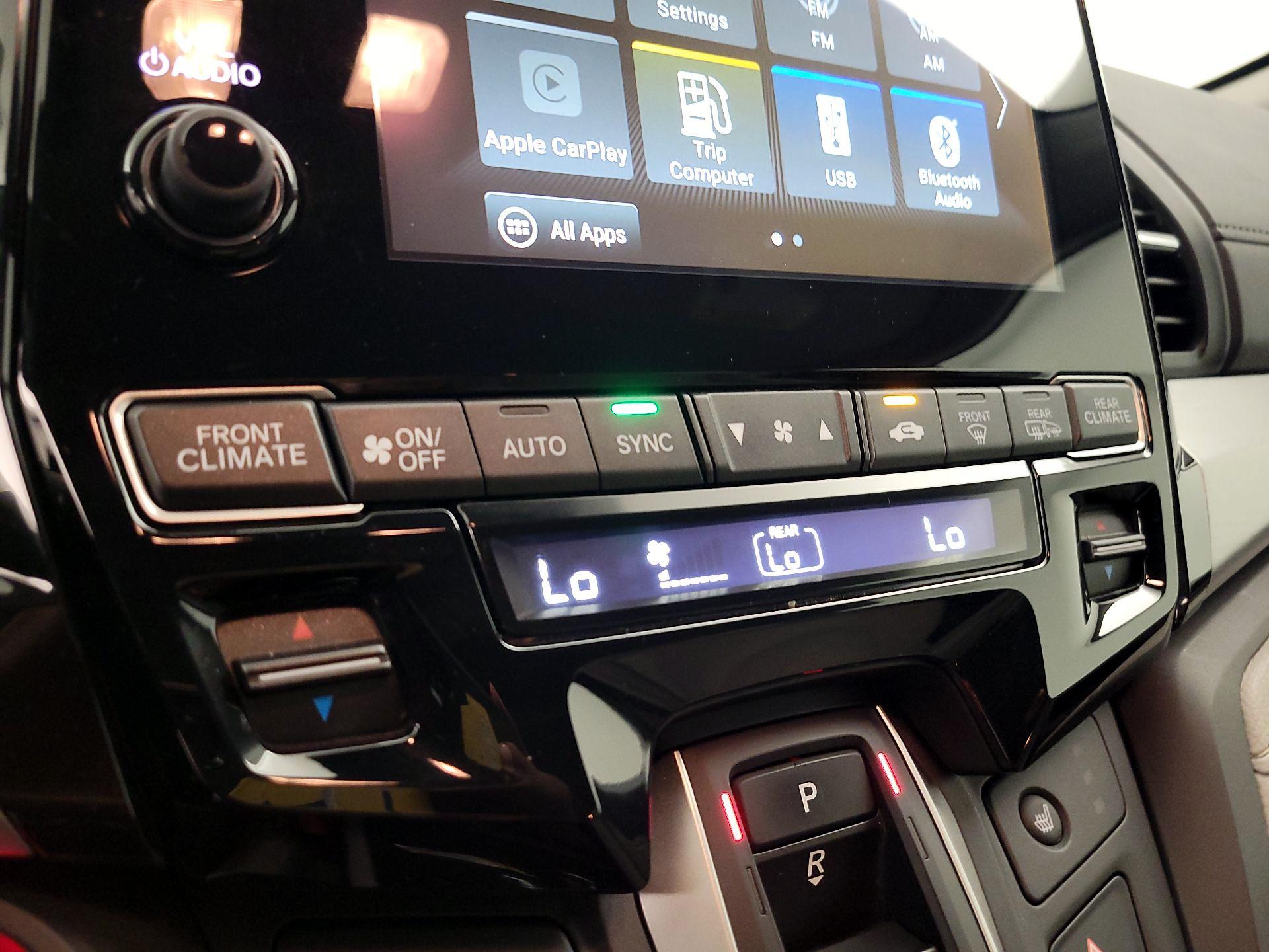 Thumbnail: 2020 Honda Odyssey - 16