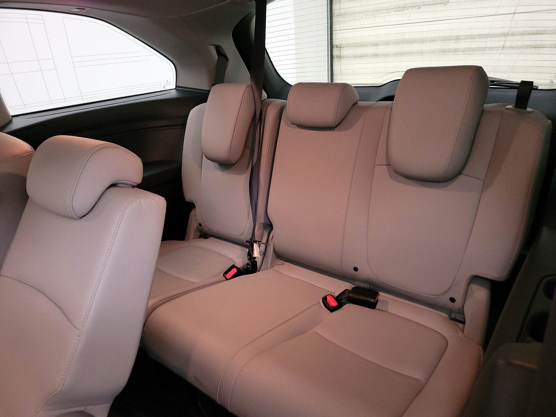 Thumbnail: 2020 Honda Odyssey - 20
