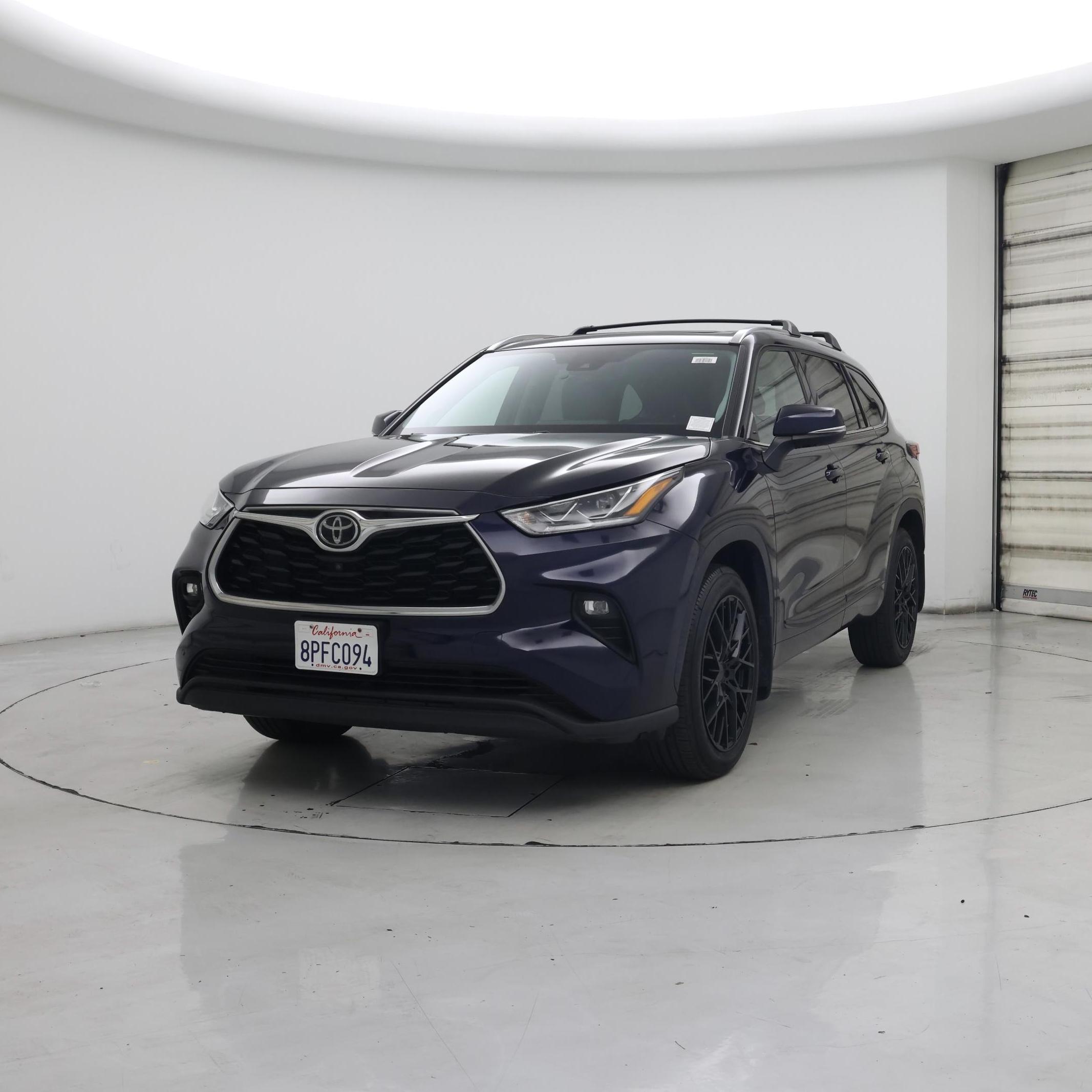 Thumbnail: 2020 Toyota Highlander - 4