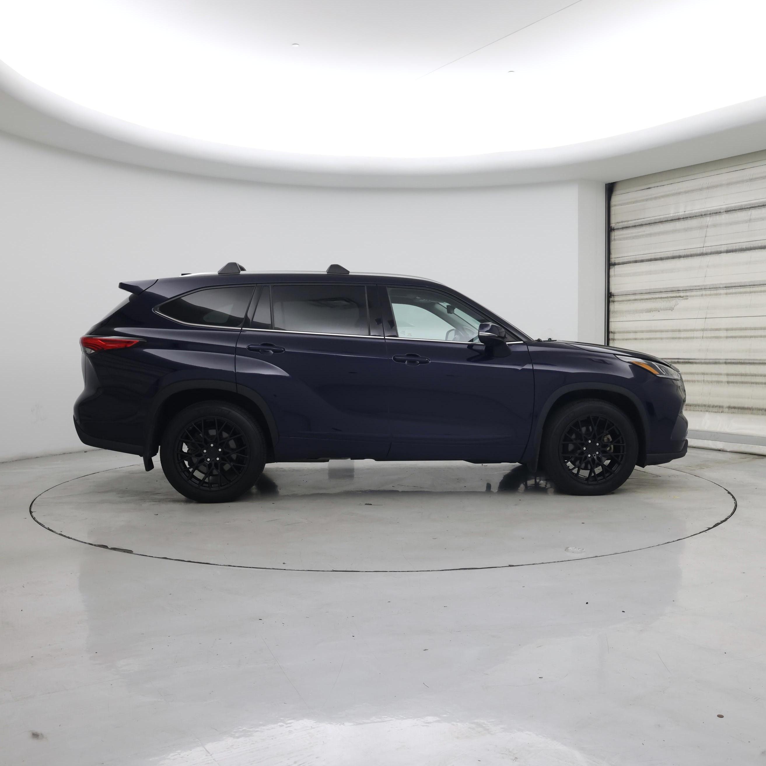 Thumbnail: 2020 Toyota Highlander - 7