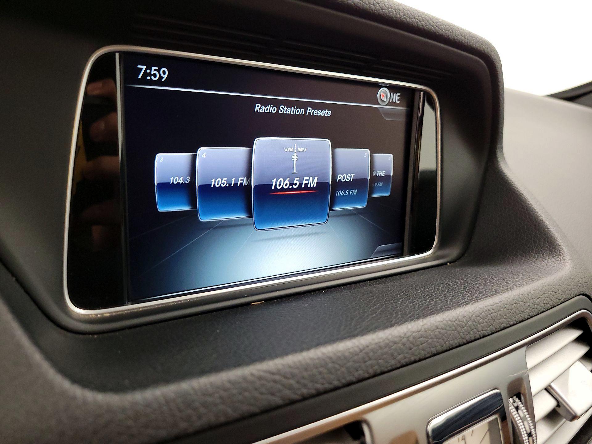 Thumbnail: 2016 Mercedes-Benz E-Class - 16