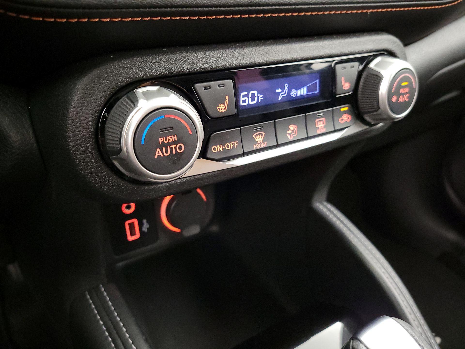 Thumbnail: 2020 Nissan Kicks - 15