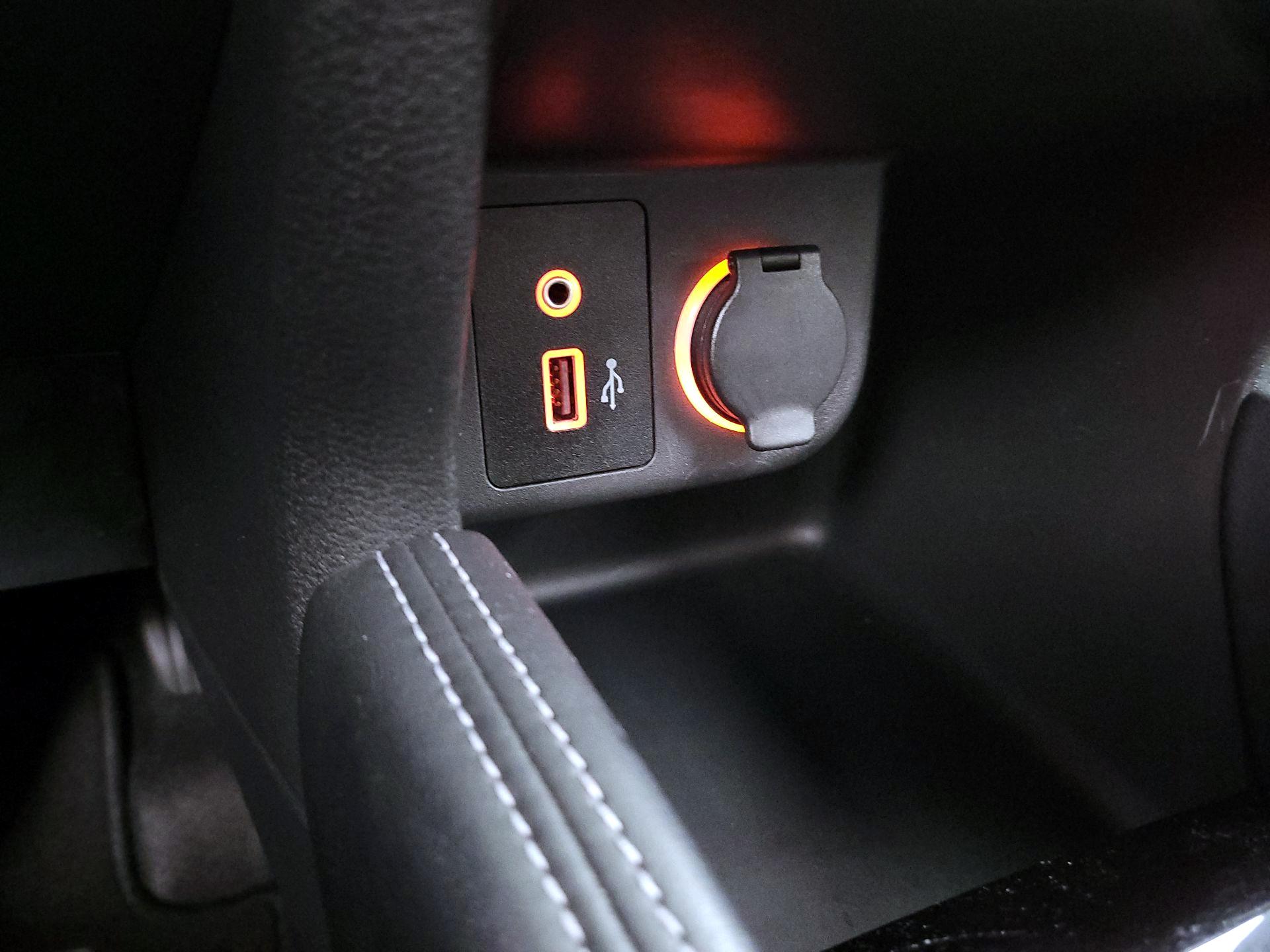 Thumbnail: 2020 Nissan Kicks - 17