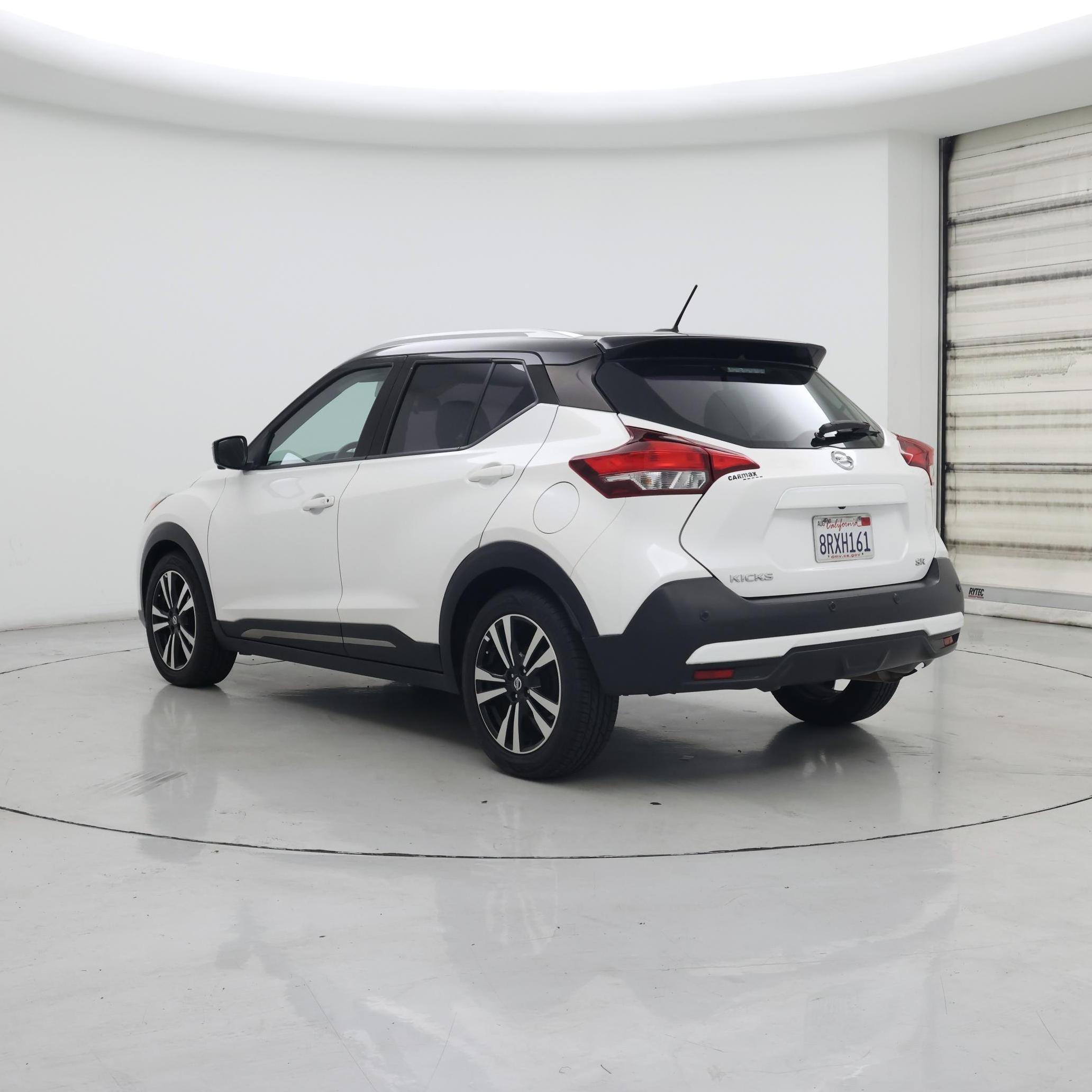 Thumbnail: 2020 Nissan Kicks - 2