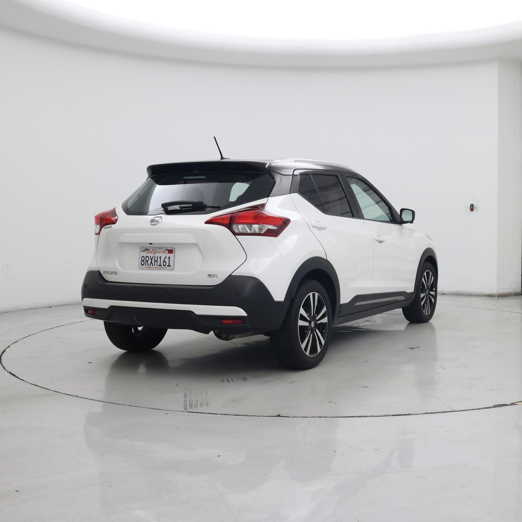 Thumbnail: 2020 Nissan Kicks - 8