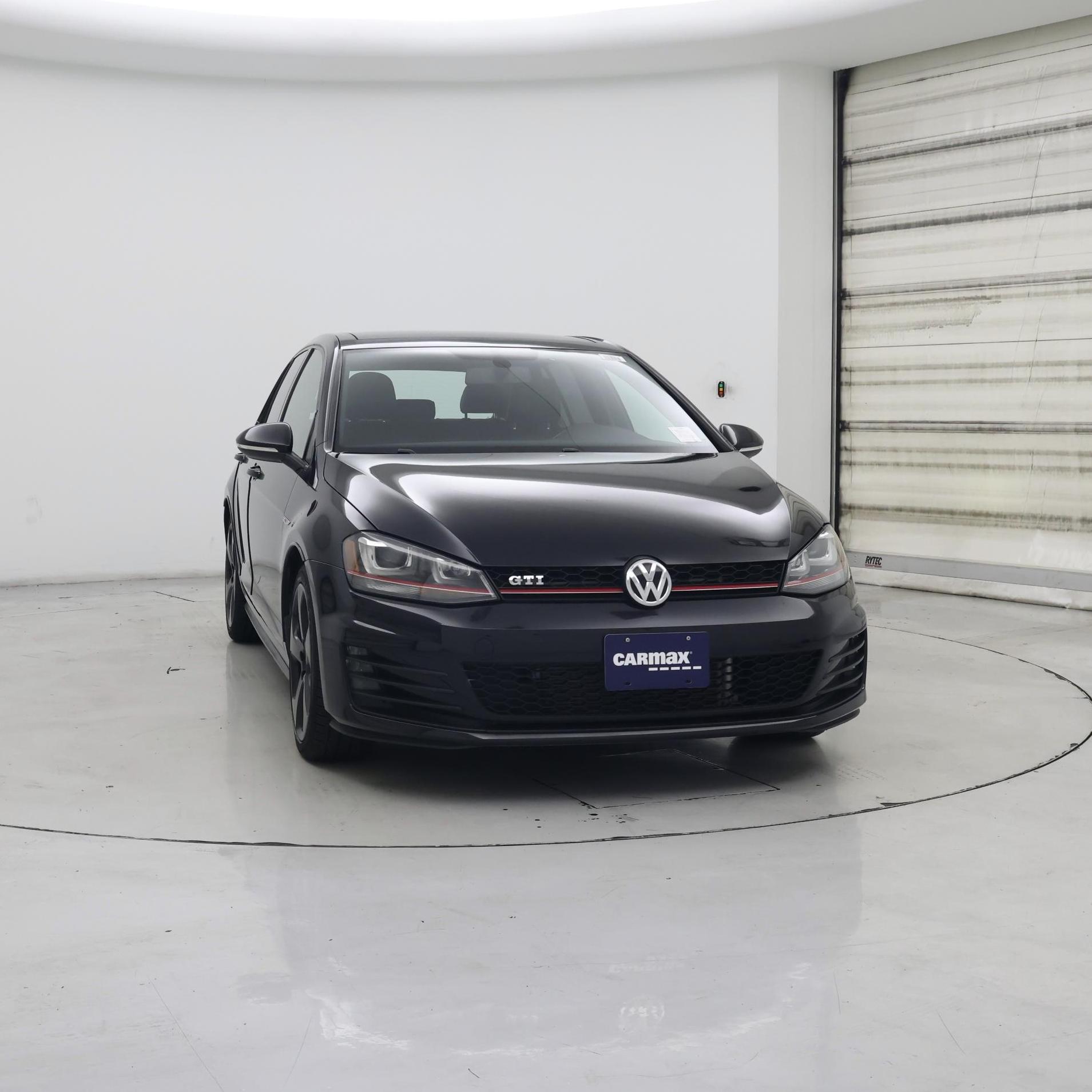 Thumbnail: 2016 Volkswagen Golf - 5