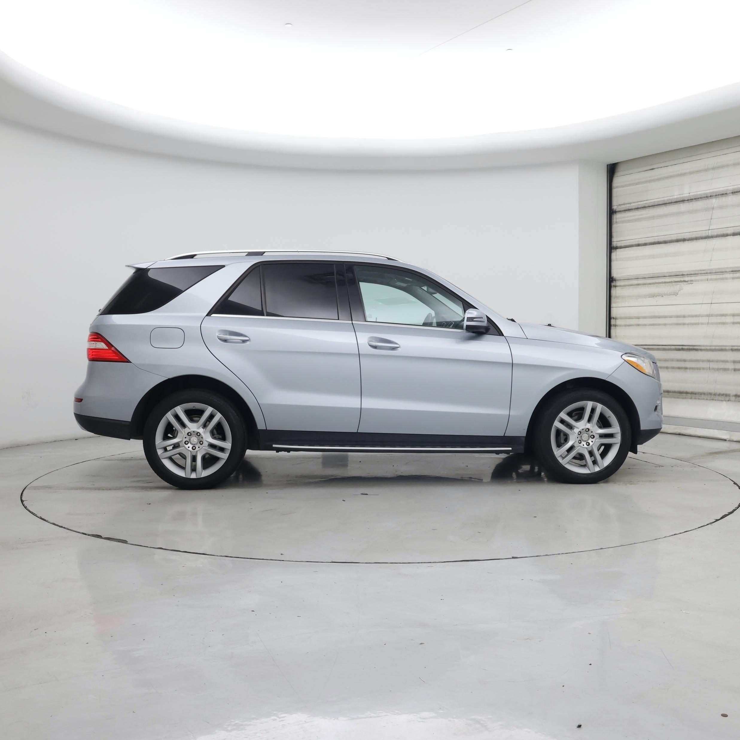 Thumbnail: 2015 Mercedes-Benz M-Class - 7