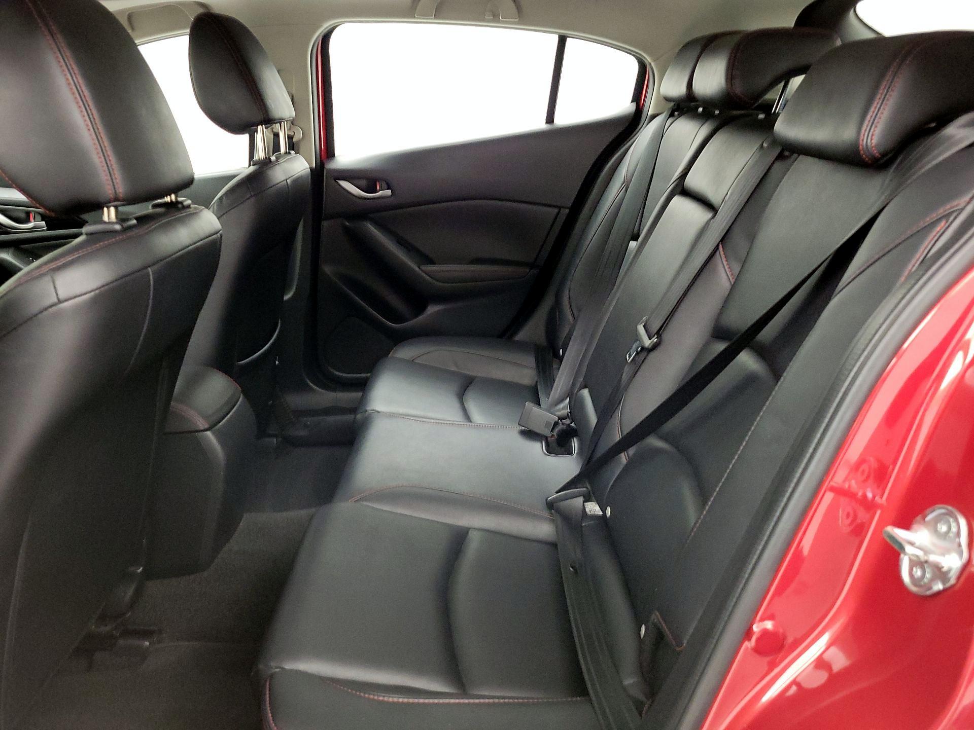 Thumbnail: 2016 Mazda Mazda3 - 19