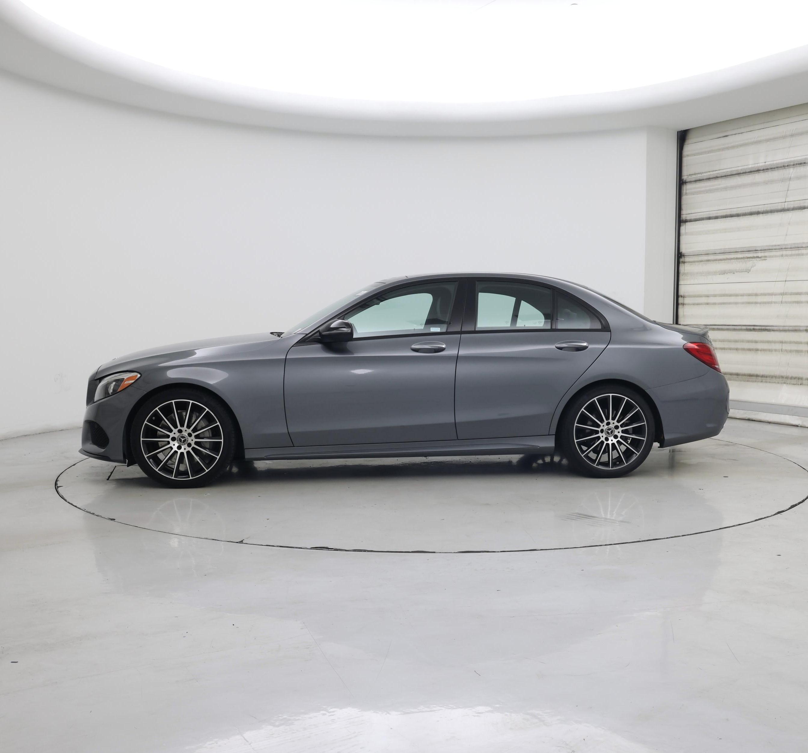 Thumbnail: 2018 Mercedes-Benz C-Class - 3