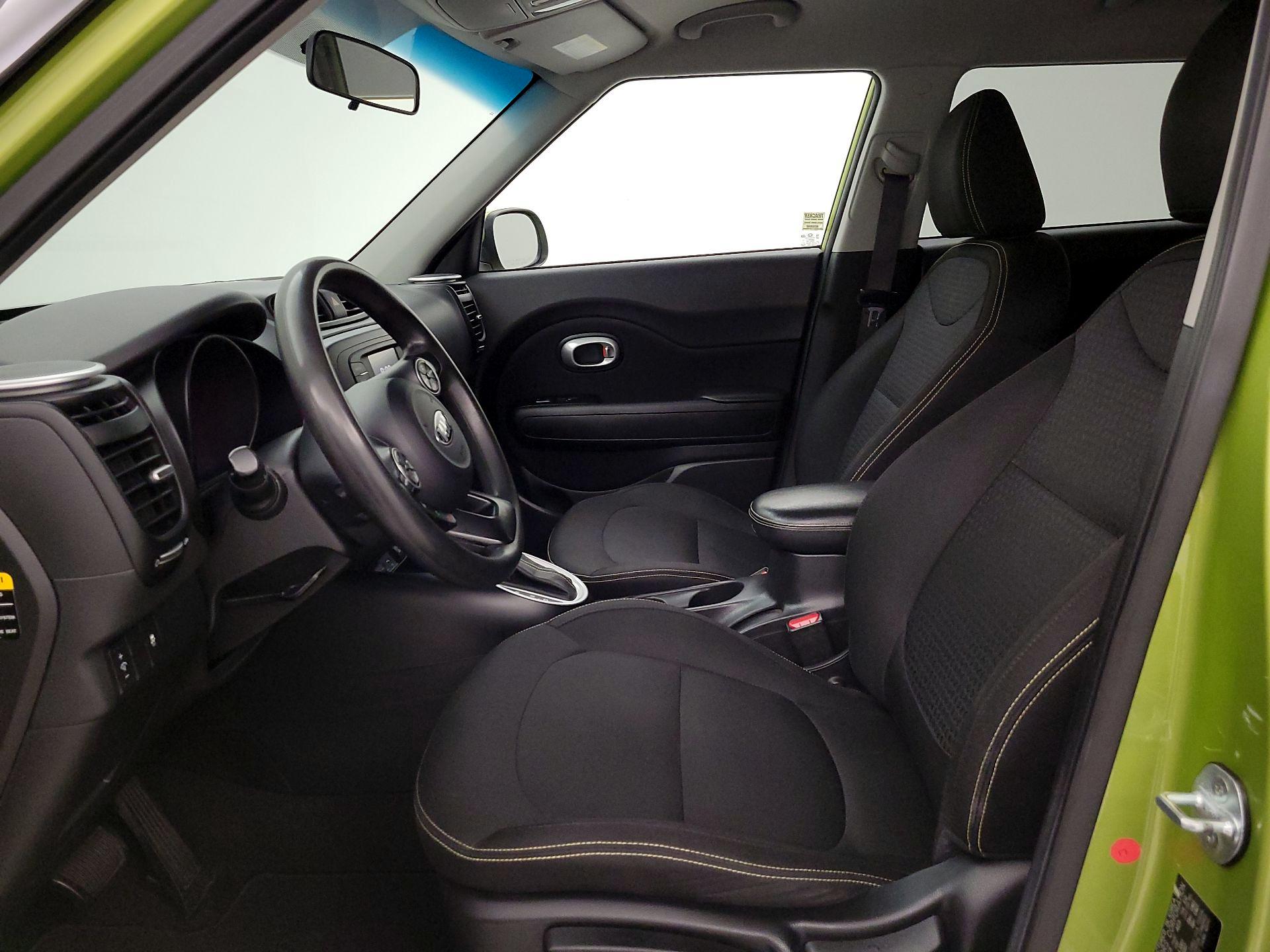 Thumbnail: 2016 Kia Soul - 11