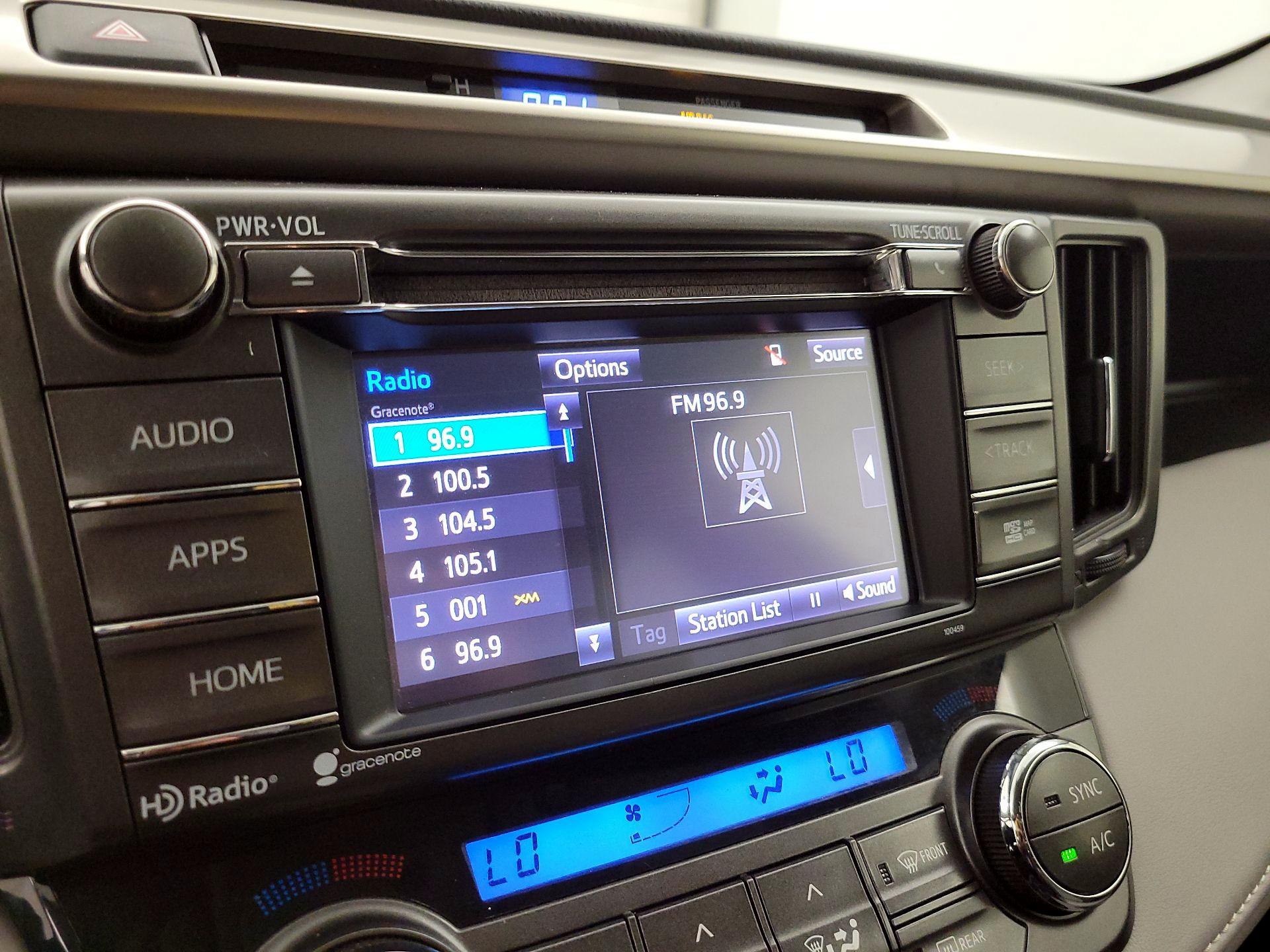 Thumbnail: 2014 Toyota RAV4 - 15
