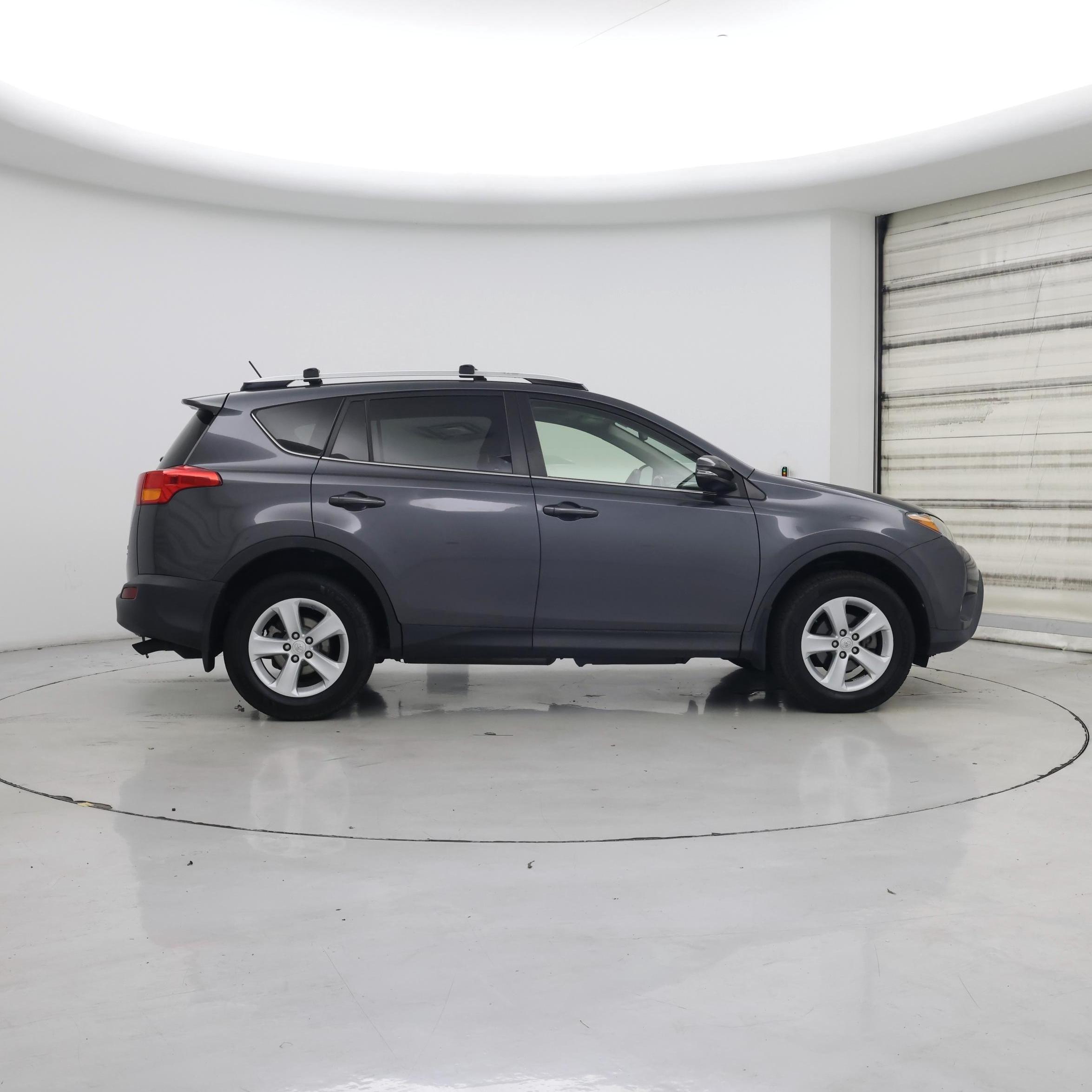 Thumbnail: 2014 Toyota RAV4 - 7